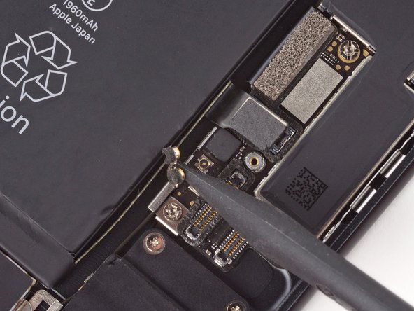 iPhone 7 Logic Board Replacement - iFixit Repair Guide