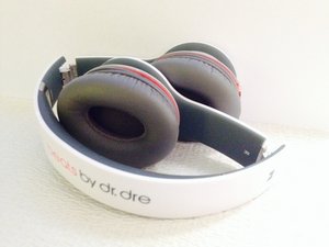 SOLVED: Only one side plays when in wireless.. - Beats Solo HD - iFixit