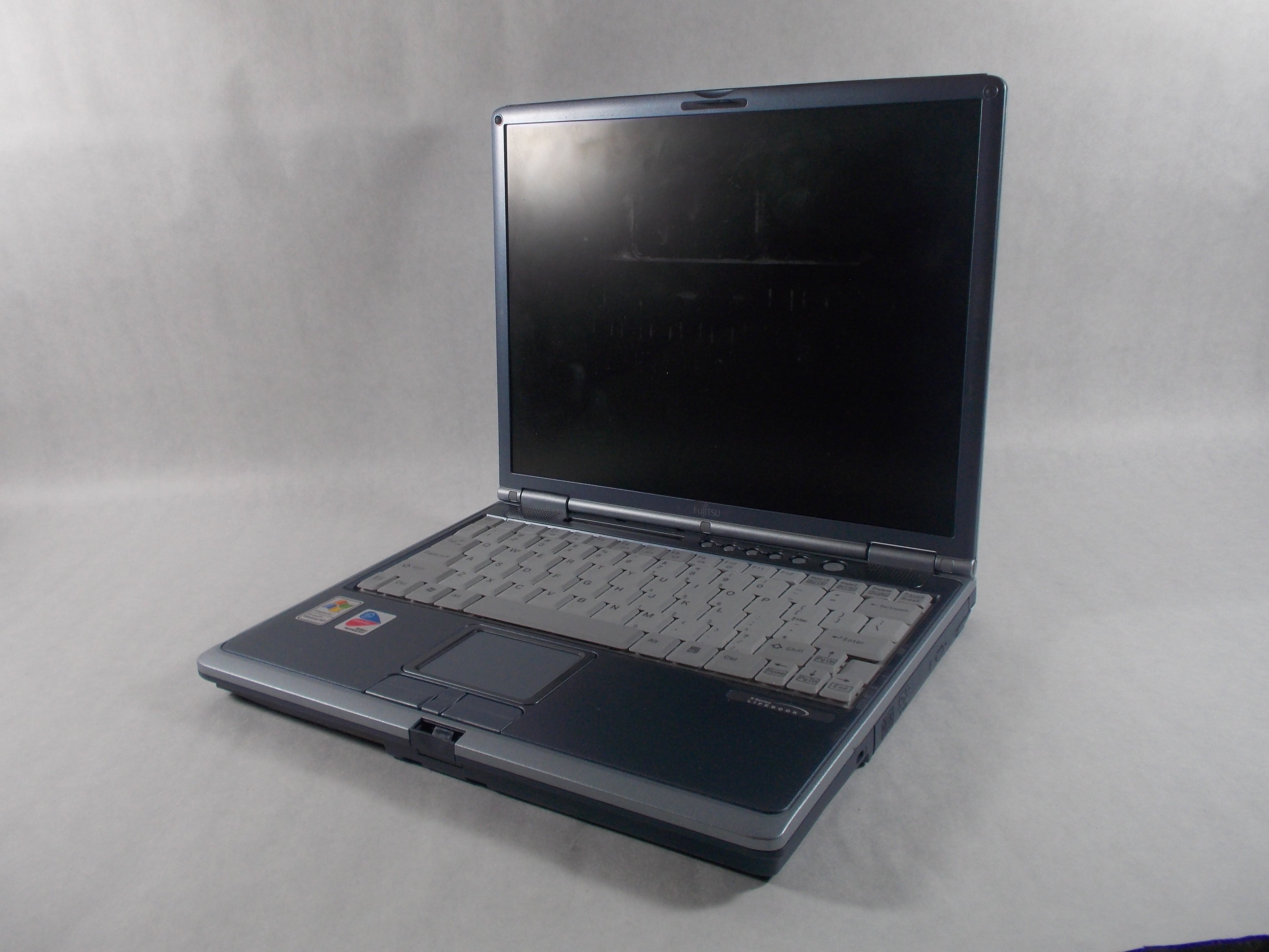 Fujitsu Lifebook S6120 Screen Replacement iFixit Repair Guide