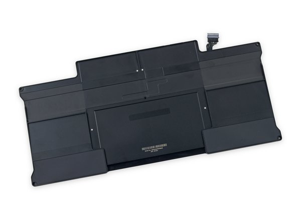 Image 3/3: The battery specs carry over as well: the Air [guide|15042|continues to sport|stepid=49087|new_window=true] a 7.6 V, 54 Wh, 7150 mAh battery. Thanks to the new Broadwell chips, we're supposed to get more life out of the same capacity: Now up to 12 hours of web browsing or video playback.