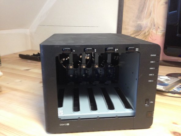 Synology DiskStation DS412+ RAM Replacement - iFixit Repair Guide