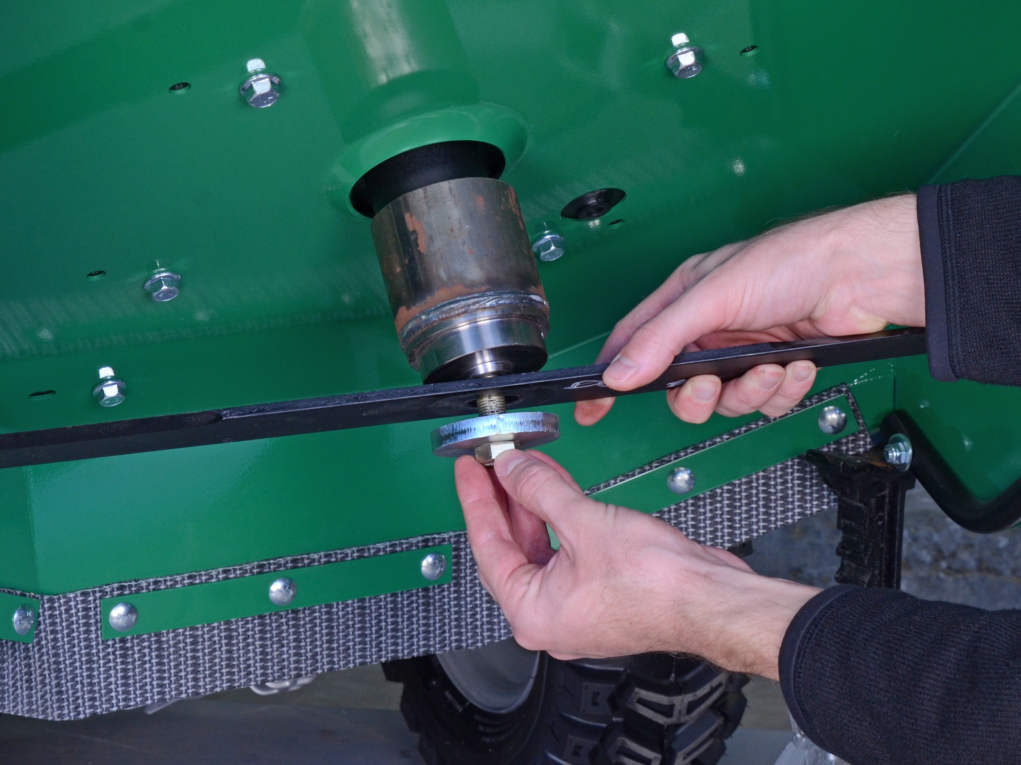 Billy Goat Brush Cutter BC2600HHF 2015 Blade Replacement iFixit