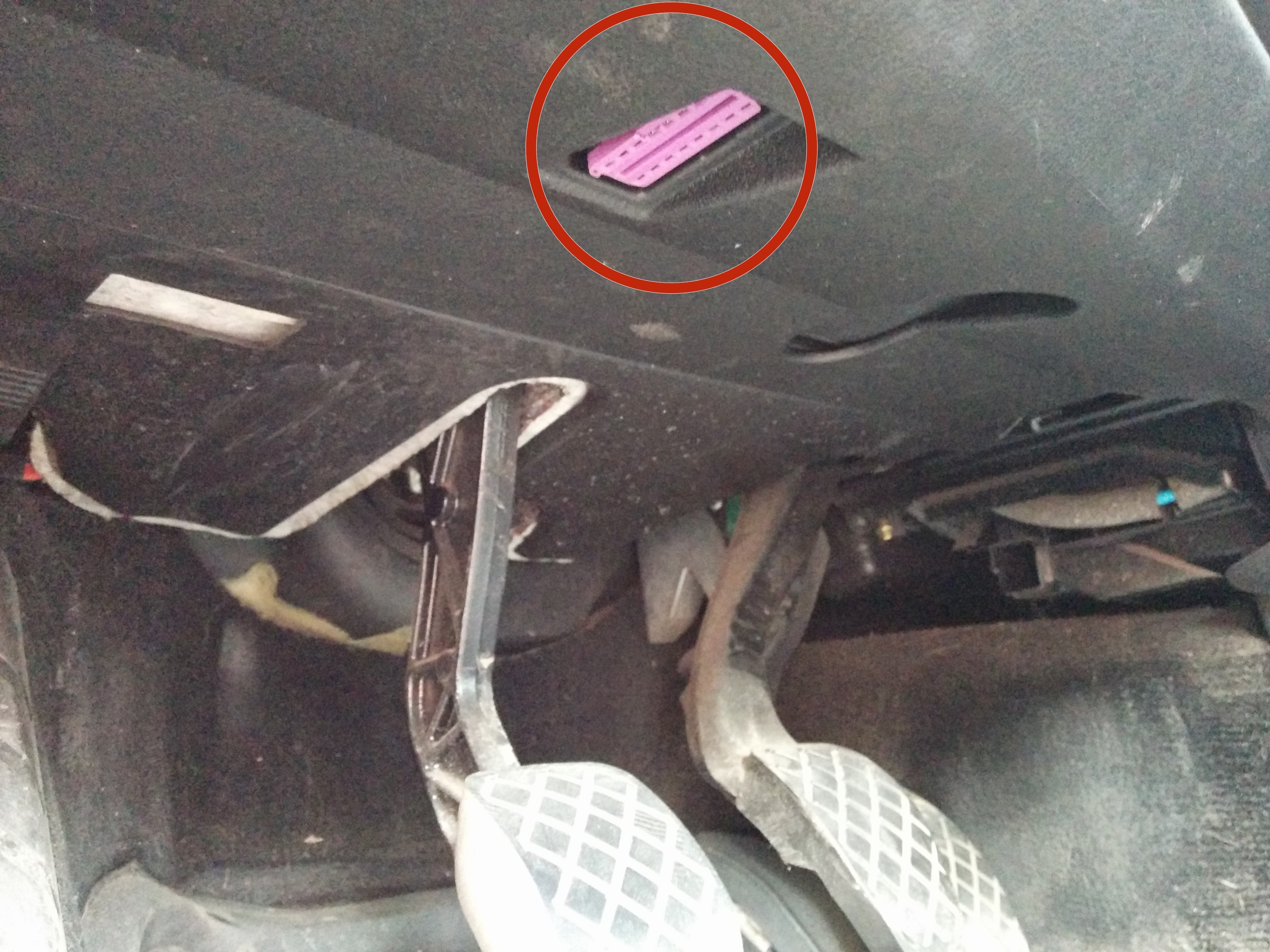 2001-2005 Volkswagen Passat Camshaft position sensor ... skoda octavia door wiring diagram 