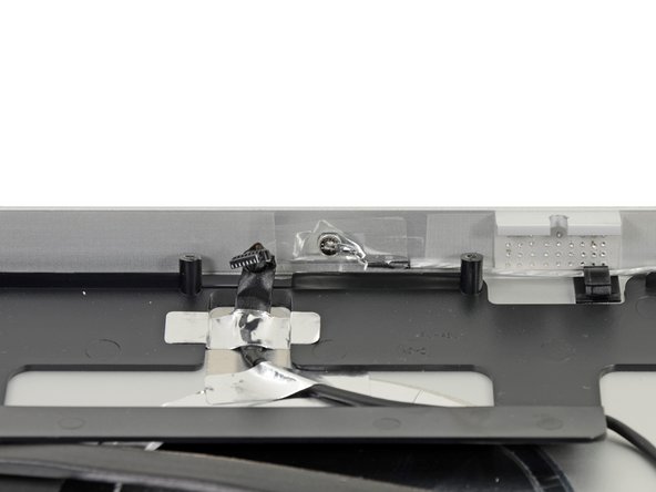 Image 1/2: Good ol' [product|IF145-002|spudger] would never let a friend like Mic down.