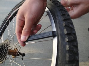 Removing a tire