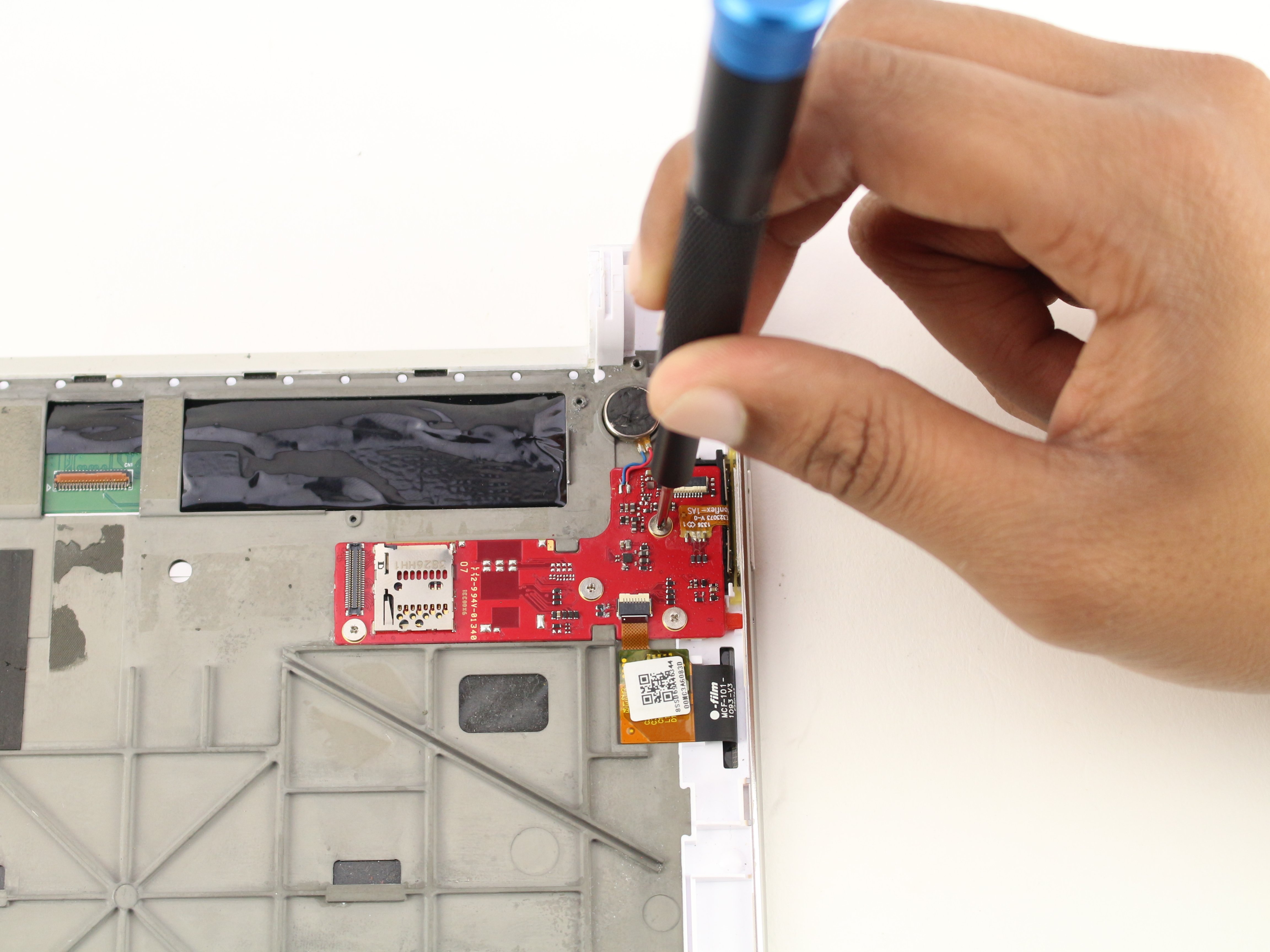 Lenovo Yoga Tablet 10 Screen and Frame Assembly Replacement iFixit