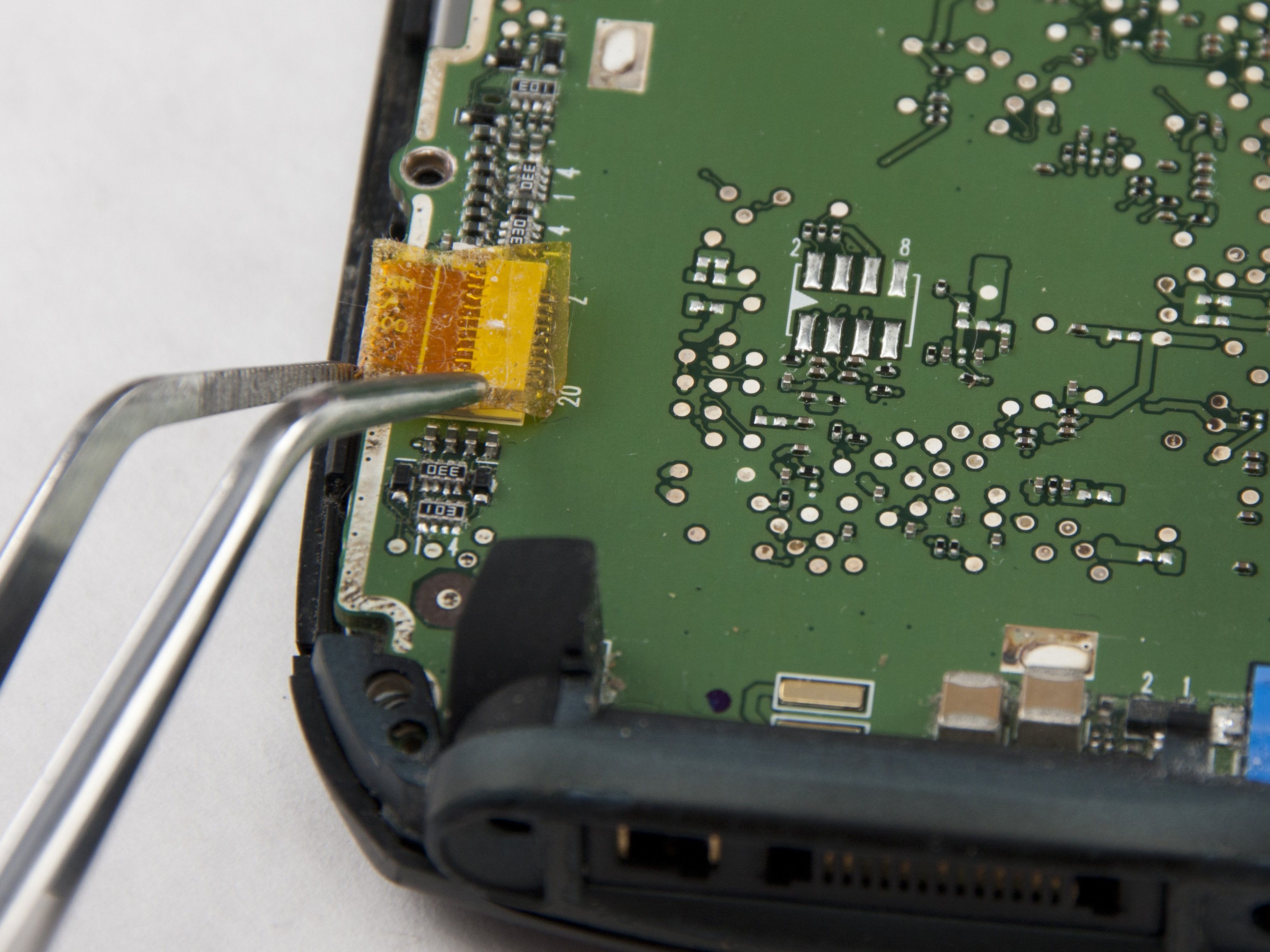 Palm Treo 755p Circuit Board Replacement