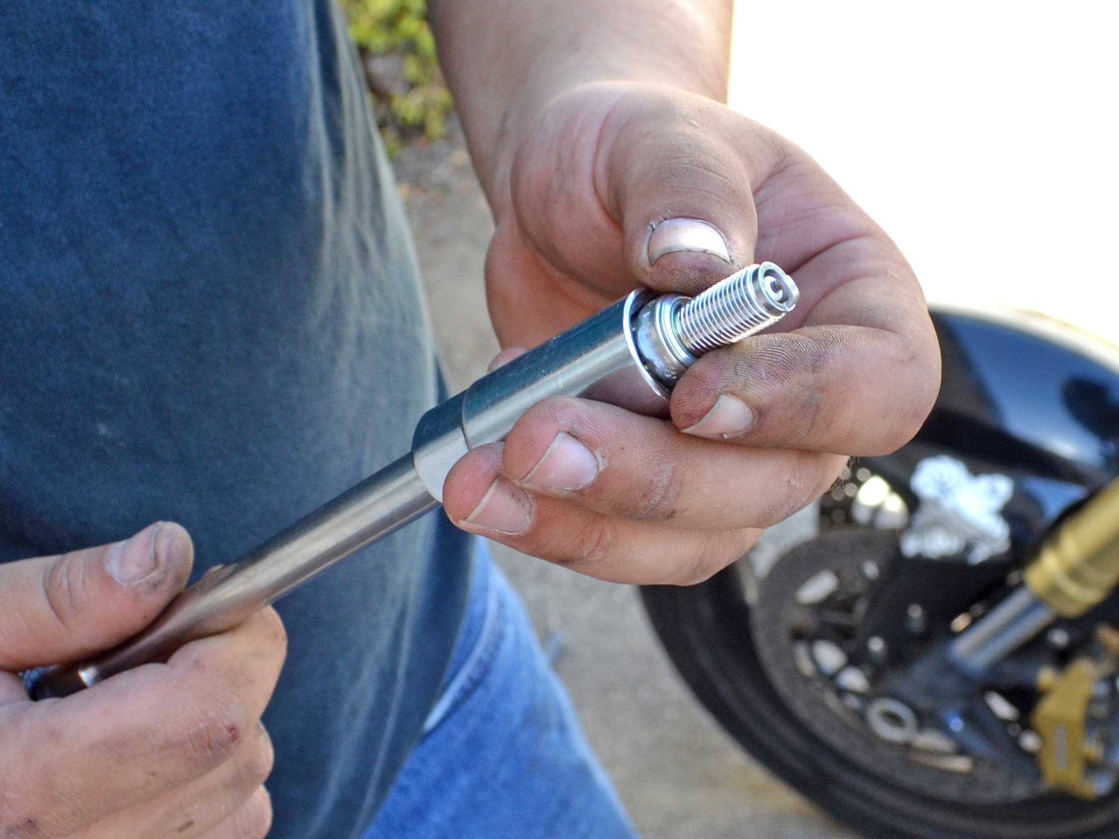 sv650 seat replacement