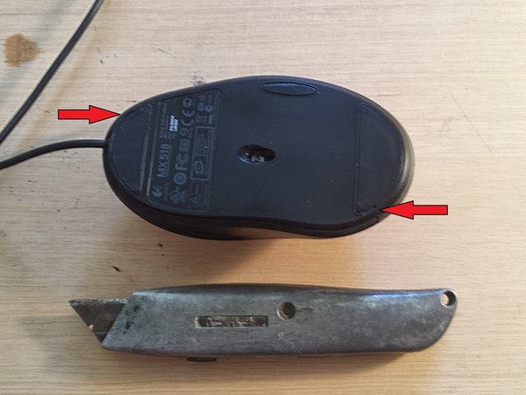 how to clean a gaming mouse