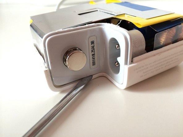 Image 2/2: Give it a bit of screwdriver action if it's stubborn like mine was.