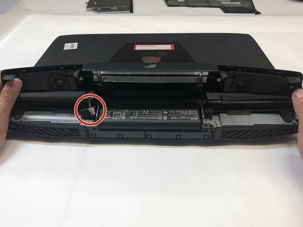 برداشتن پنل پشت بالایی