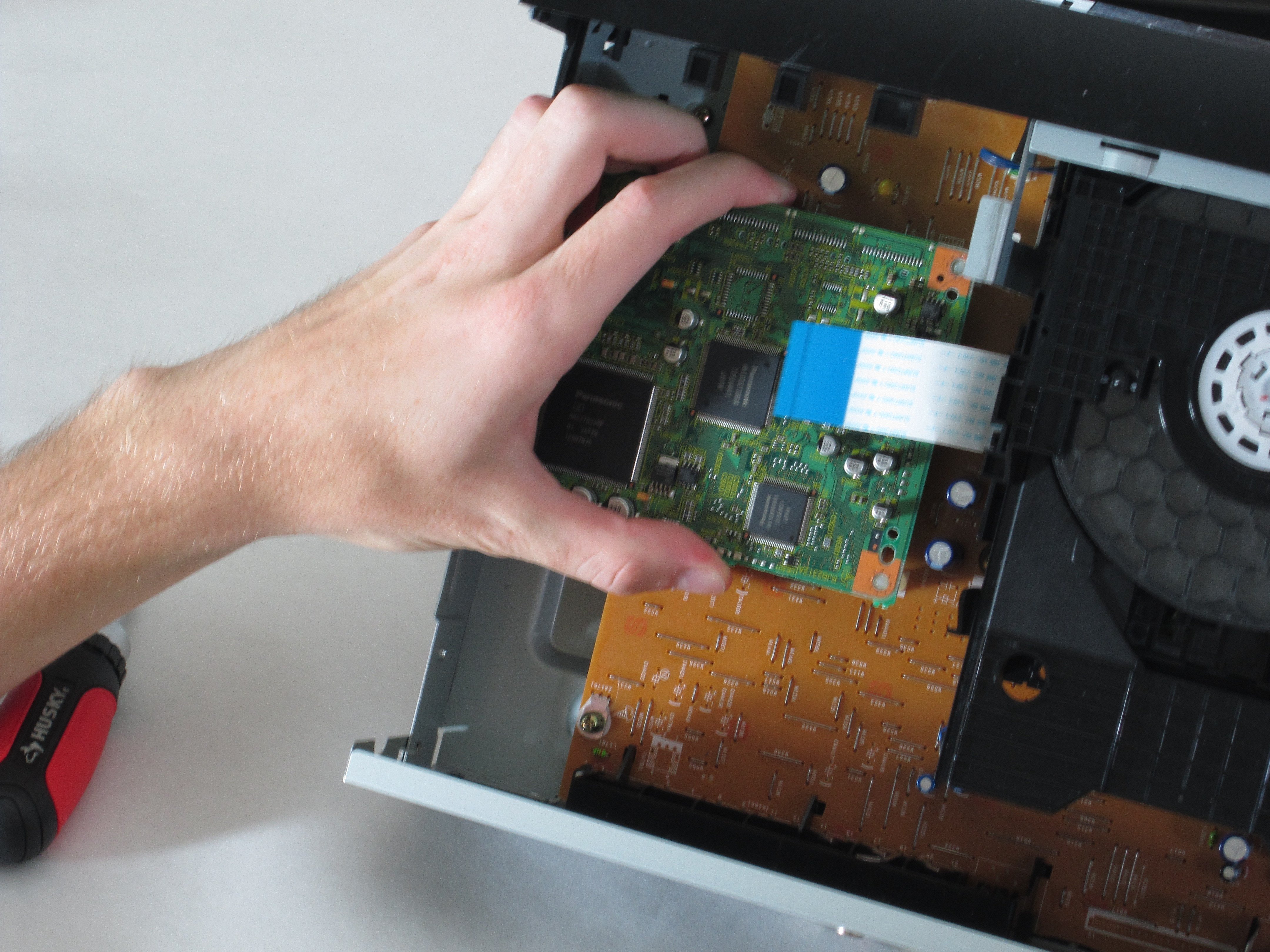 Removing Panasonic DVDRV31 Player Motherboard iFixit Repair Guide