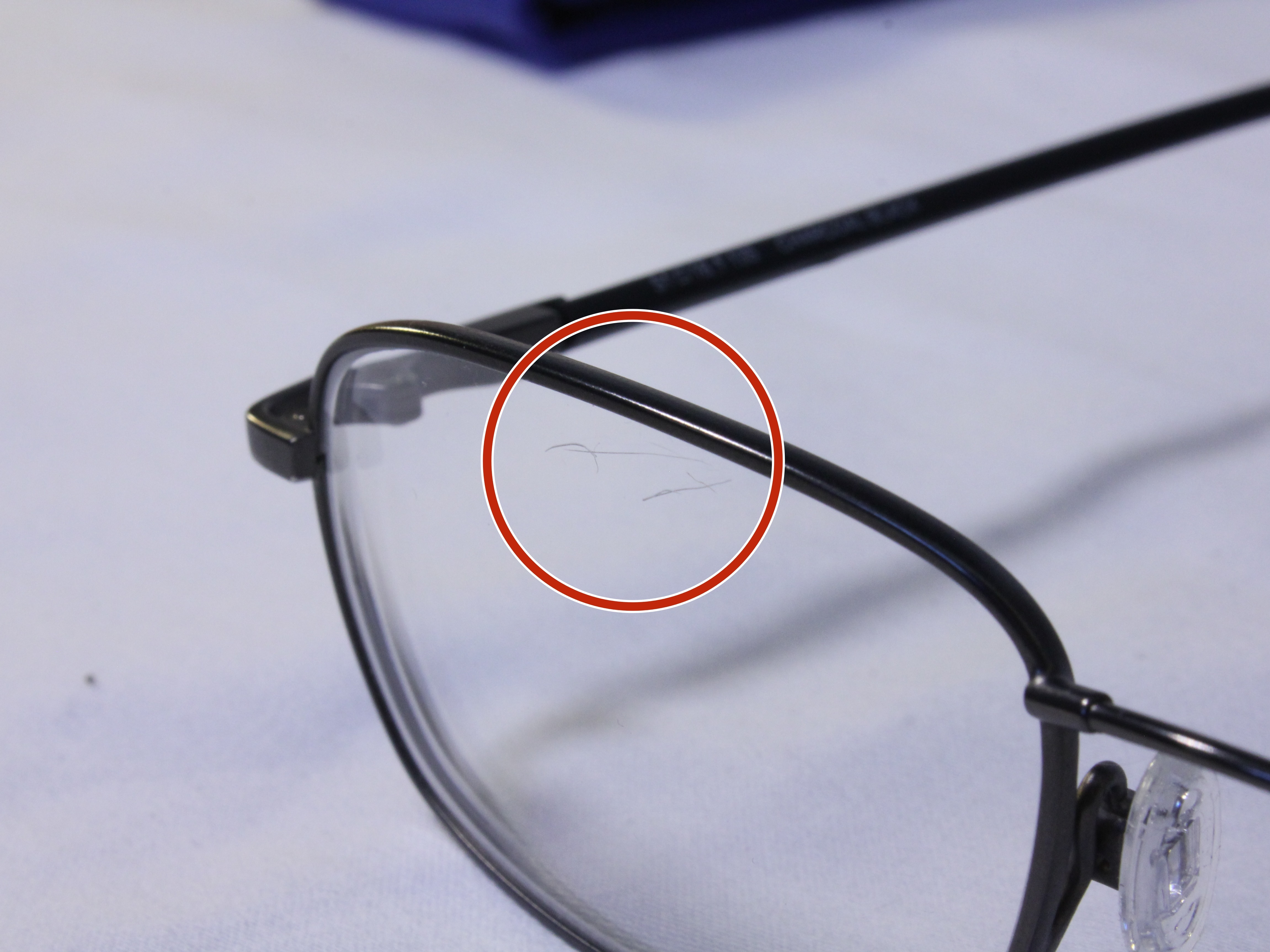 how-to-remove-glue-from-glasses-4-tips