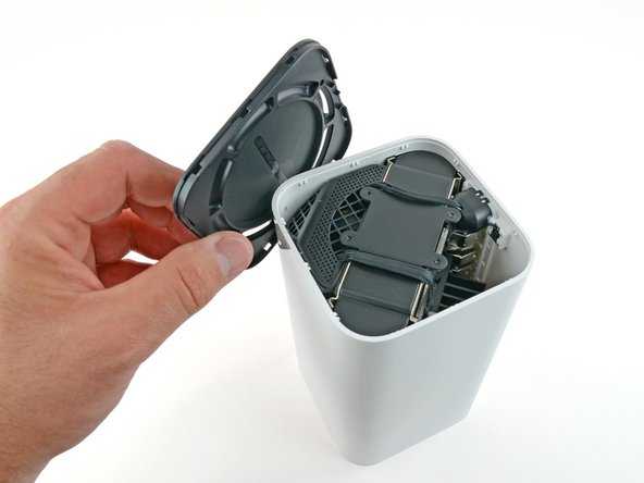 Image 2/3: Base aside, our first glimpse is what appears to be a heat sink… But it's not. <Suspense>