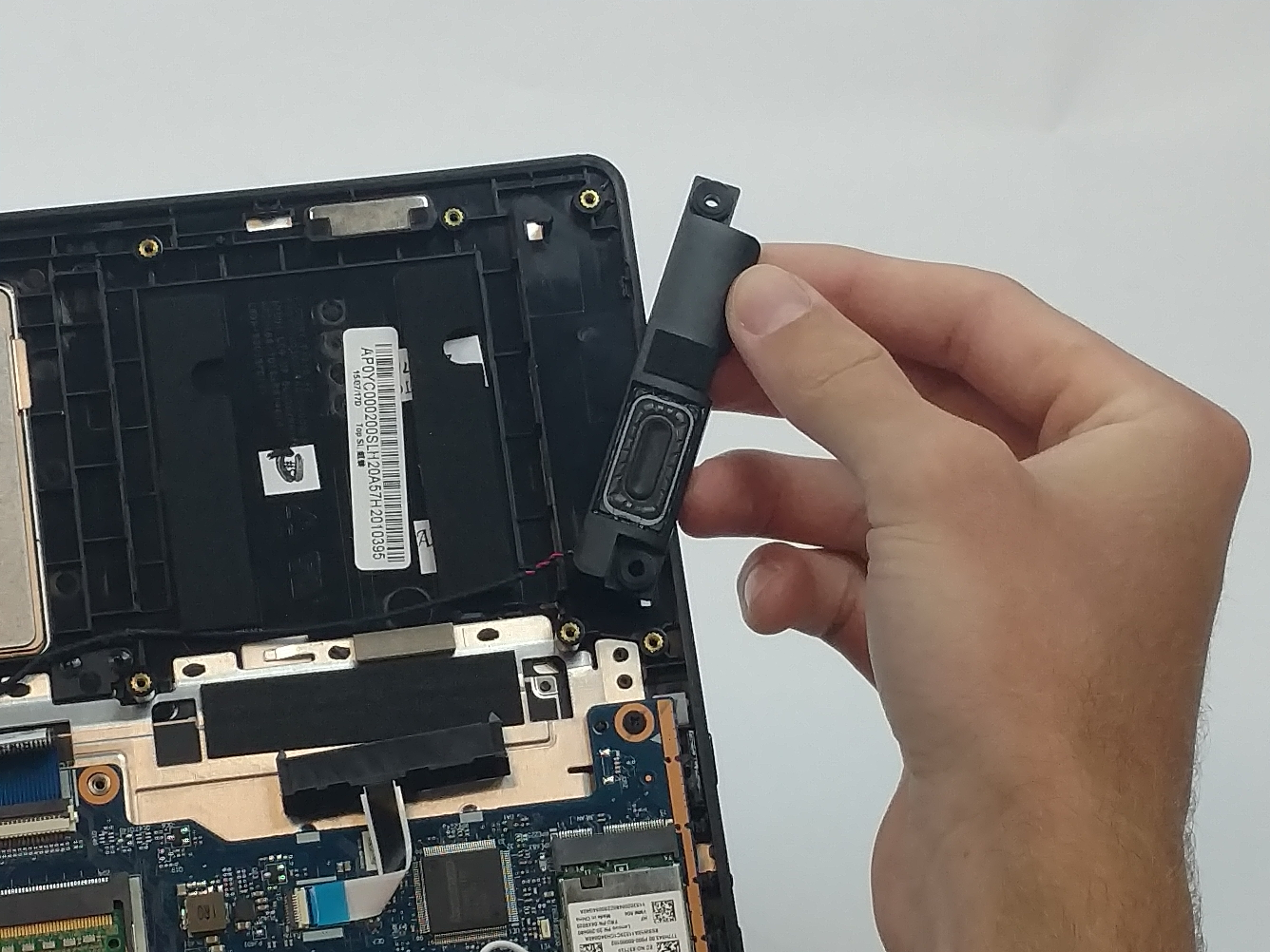 lenovo-yoga-3-14-speaker-replacement-ifixit-repair-guide