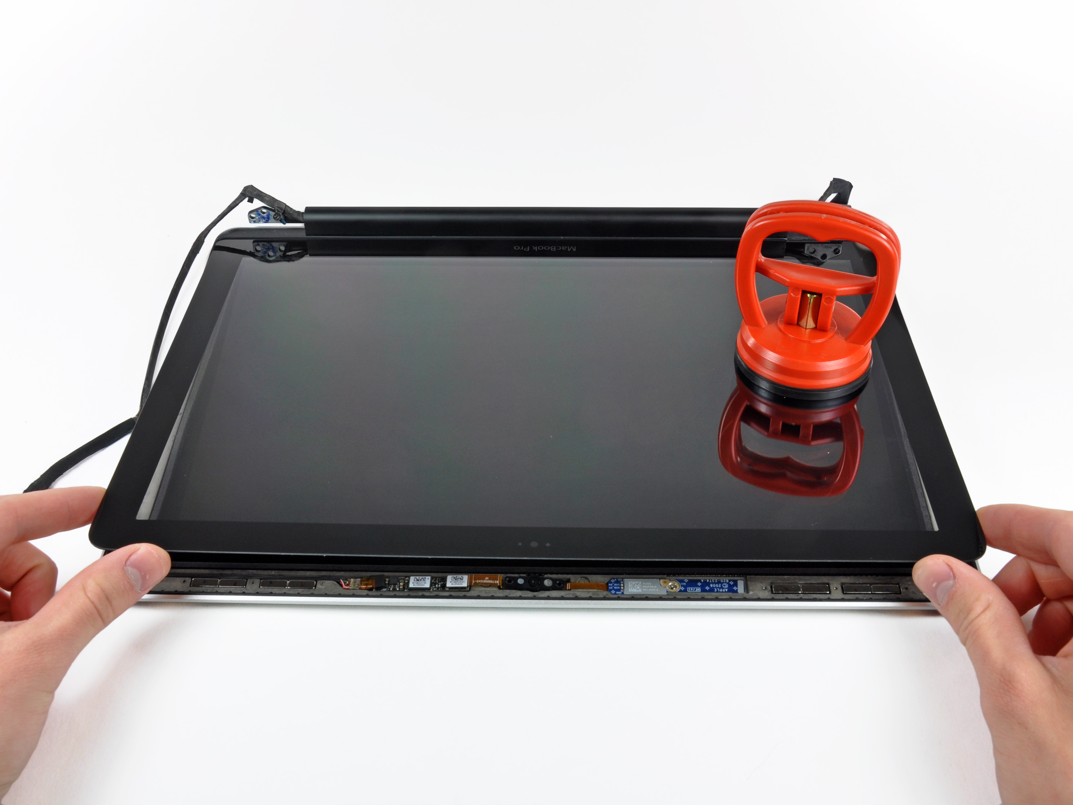 MacBook Pro 15" Unibody Mid 2009 Front Display Glass Replacement