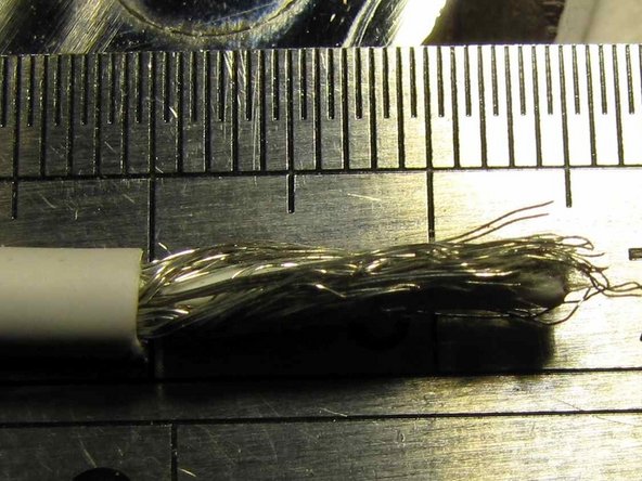 Image 1/1: Peel back the braid