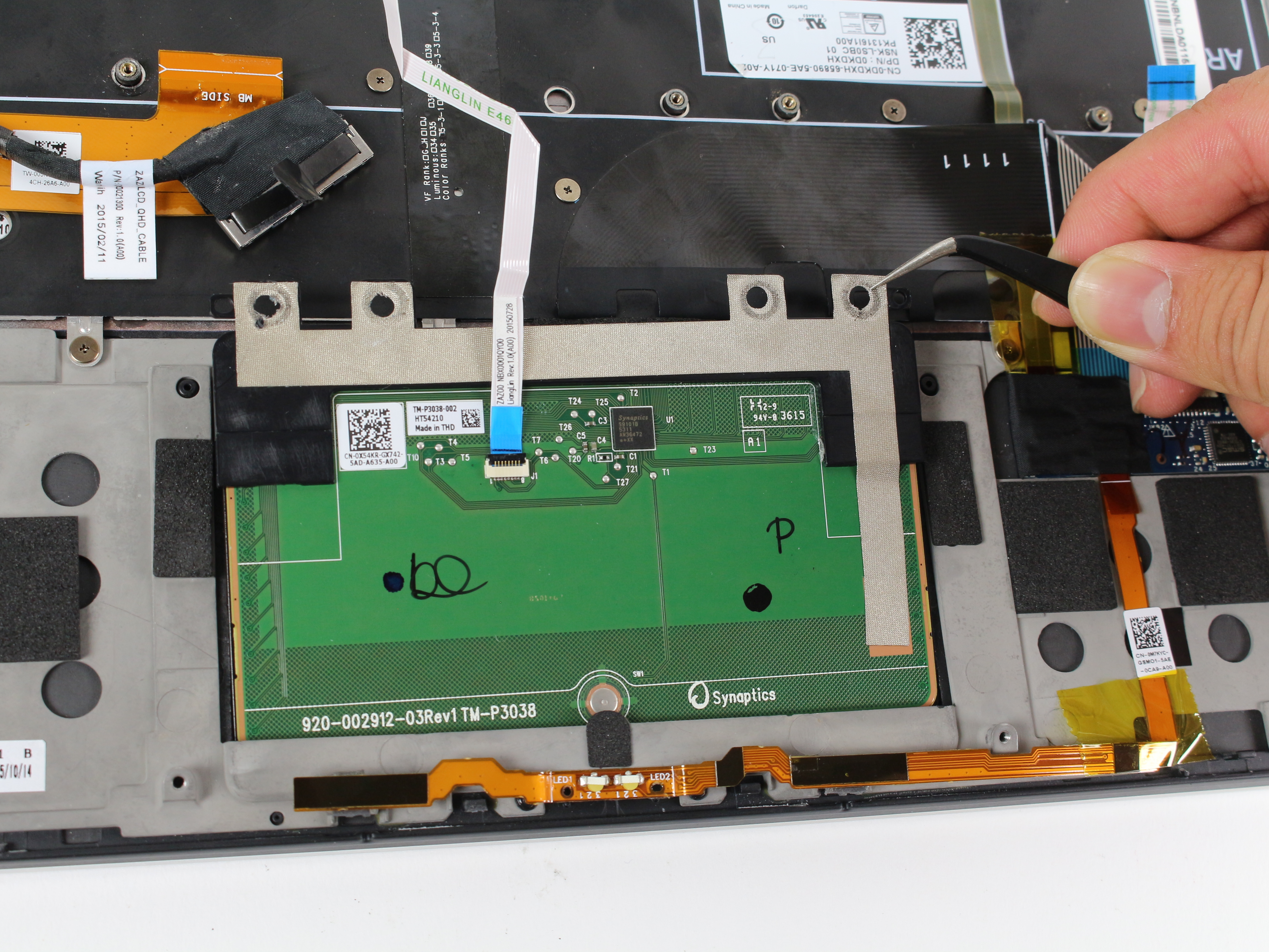 Dell XPS 13 9350 Track Pad Replacement iFixit Repair Guide