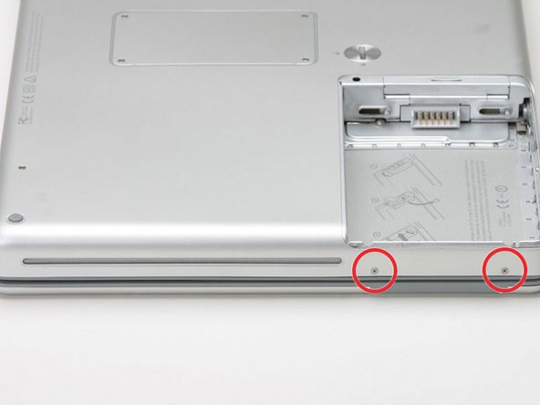 Image 1/1: Note: For reassembly the two screws have long necks.