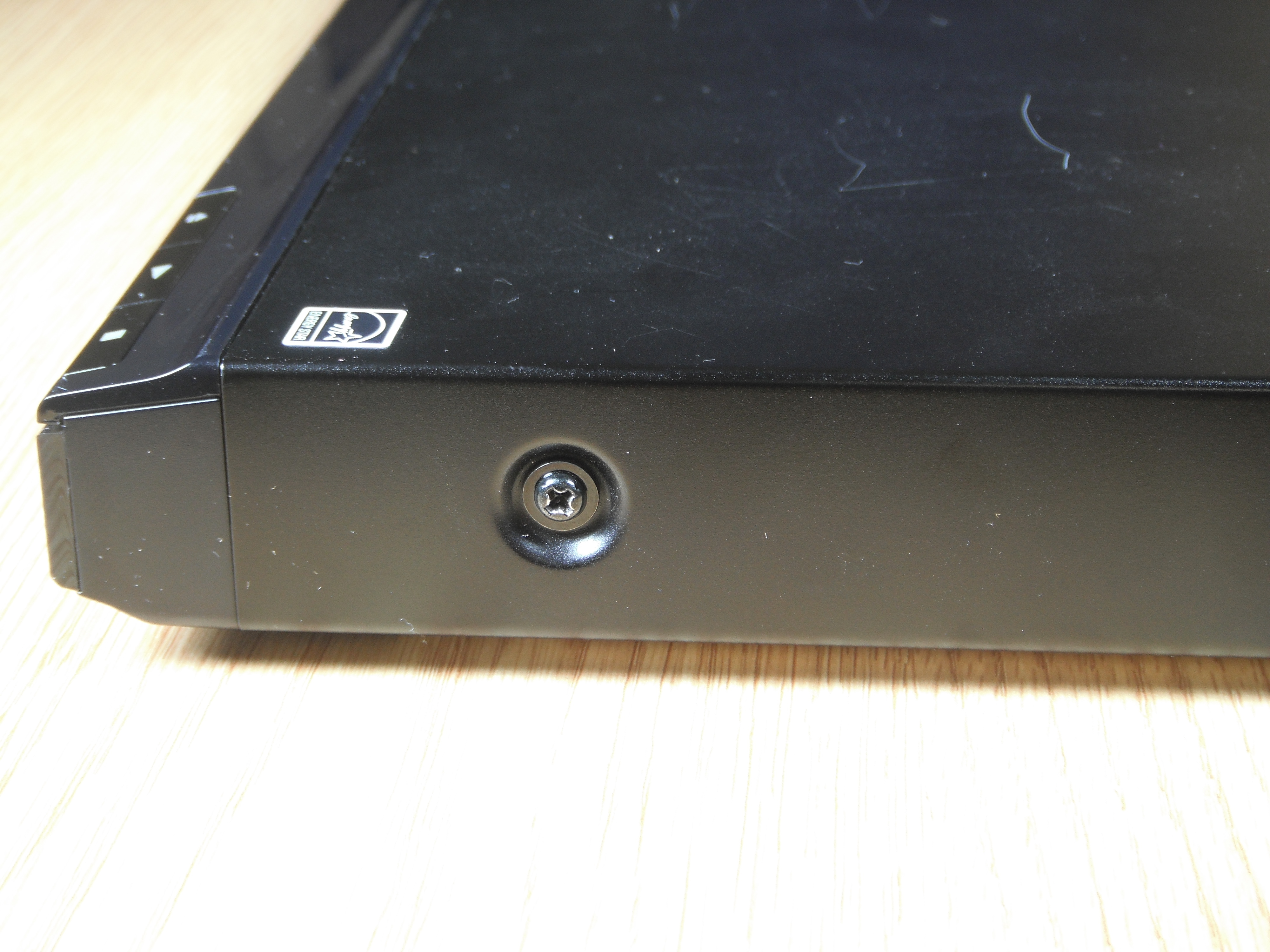 Sony DVP-SR200P Top Cover Replacement - iFixit Repair Guide