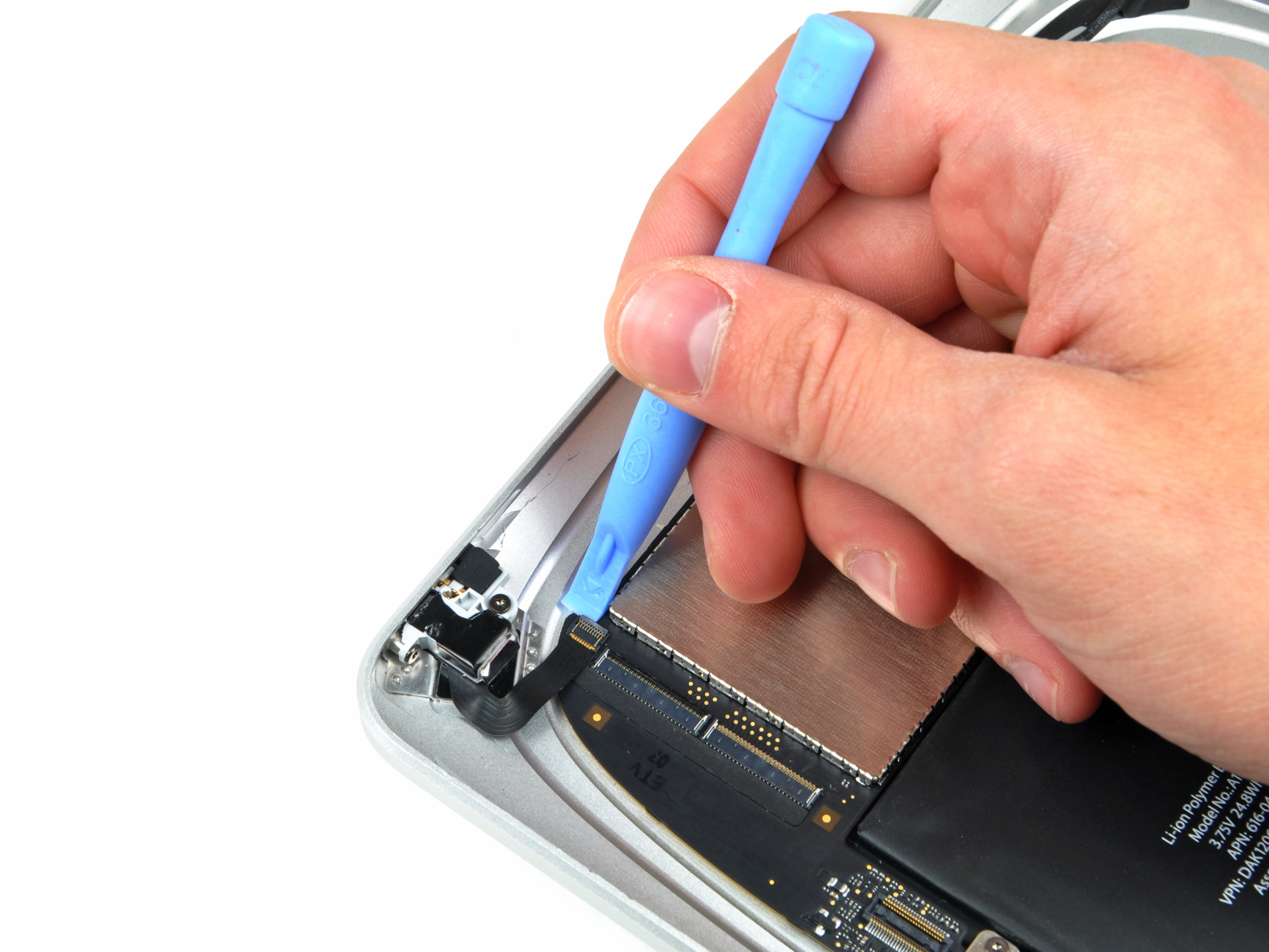 iPad WiFi Headphone Jack/Microphone Assembly Replacement iFixit