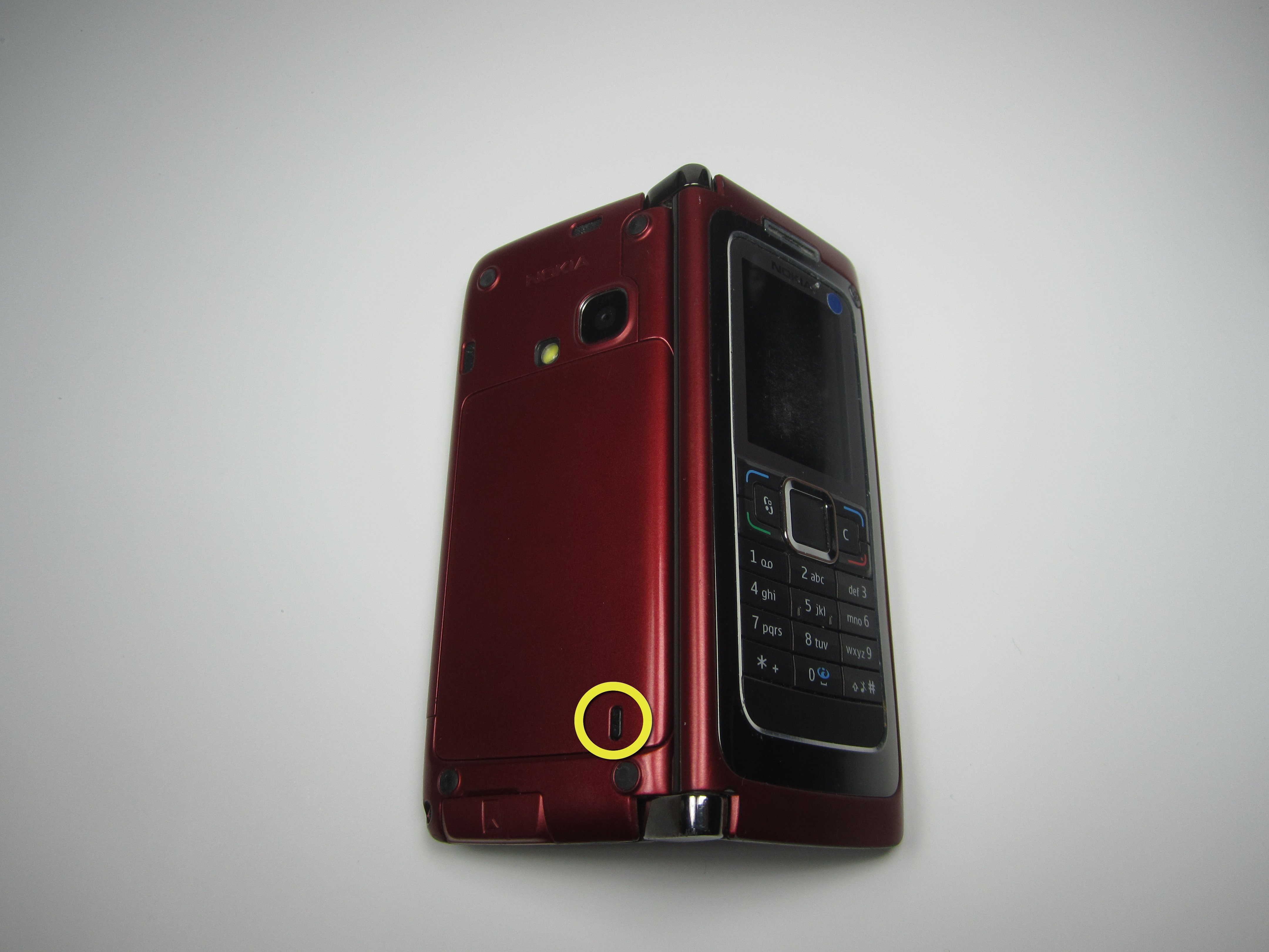 Nokia E90 Battery Cover and Battery Replacement