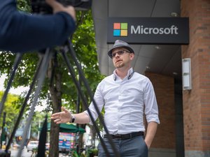 11,000 Signatures Wasn’t Enough to Keep Eric Lundgren Out of Prison