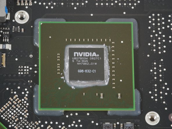 Image 2/2: The second chip is marked  U807B034 0827C1 NH7962.01W G96-632-C1. This is the [http://www.nvidia.com/object/geforce_9600m_gt.html|GeForce 9600M GT], which has 32 processor cores and is capable of 120 Gigaflops.