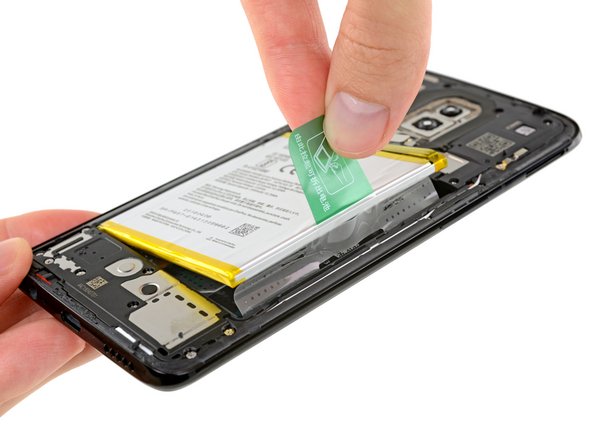 Prior OnePlus antennas did just fine without a glass back (which isn't even for wireless charging). So this glass seems to be mainly just for looks. And cracking.