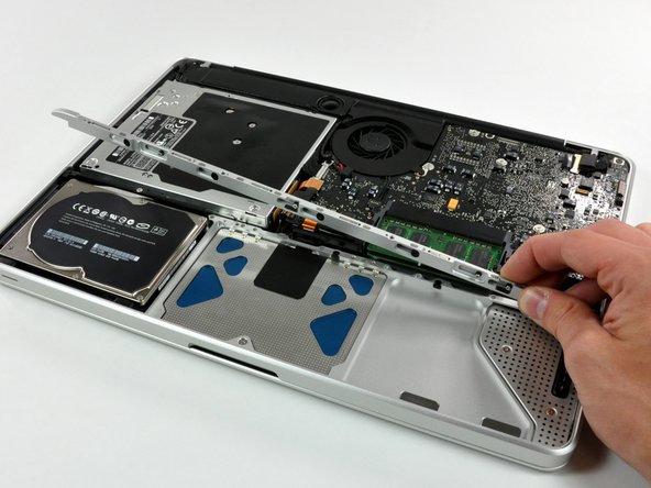 خارج کردن دیواره میانی