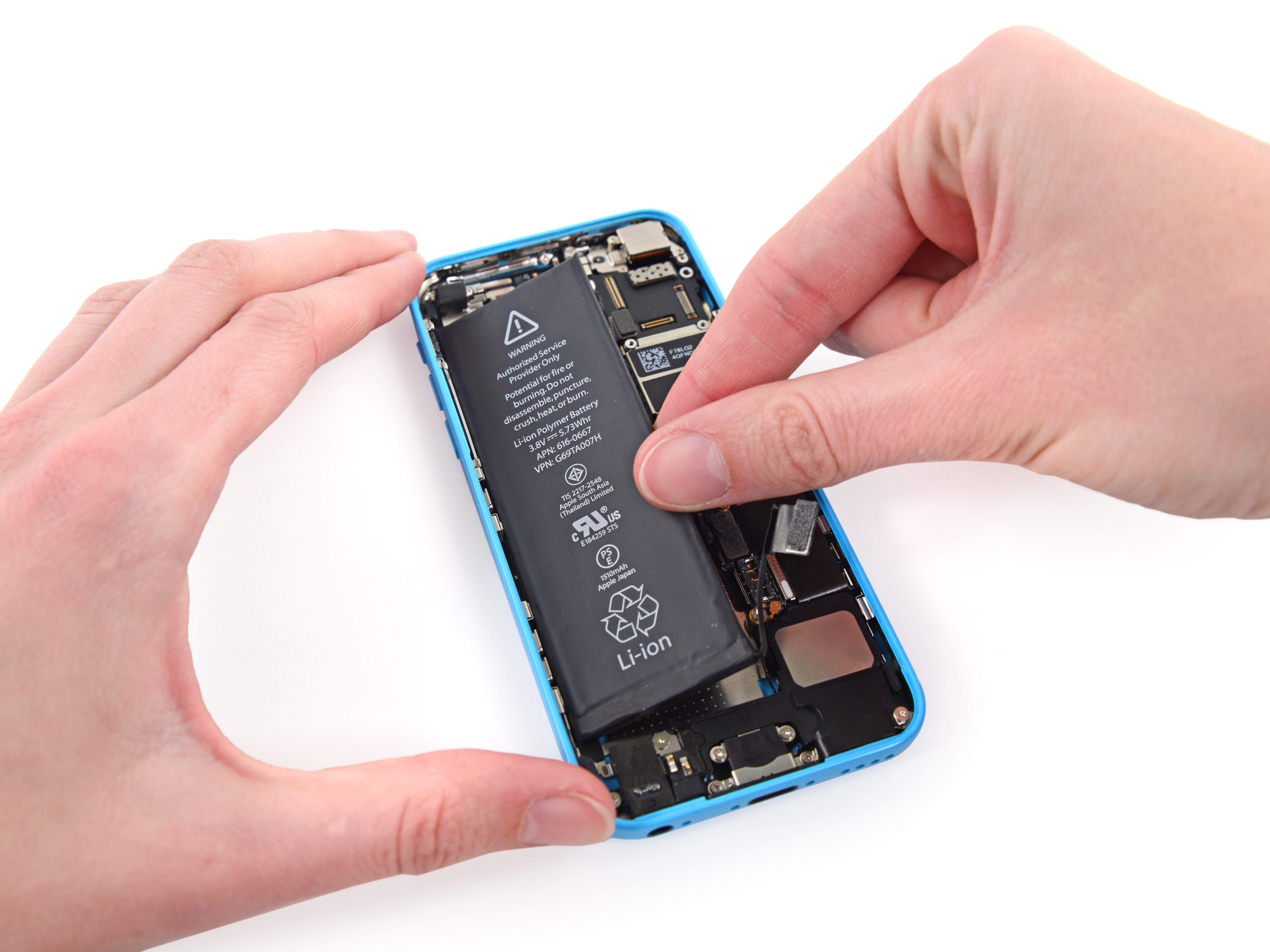 Замена акб айфон 11 про. Аккумулятор для iphone 5c. Батарея 15% айфон. Iphone 5c Repair. Замена АКБ 5c айфон.