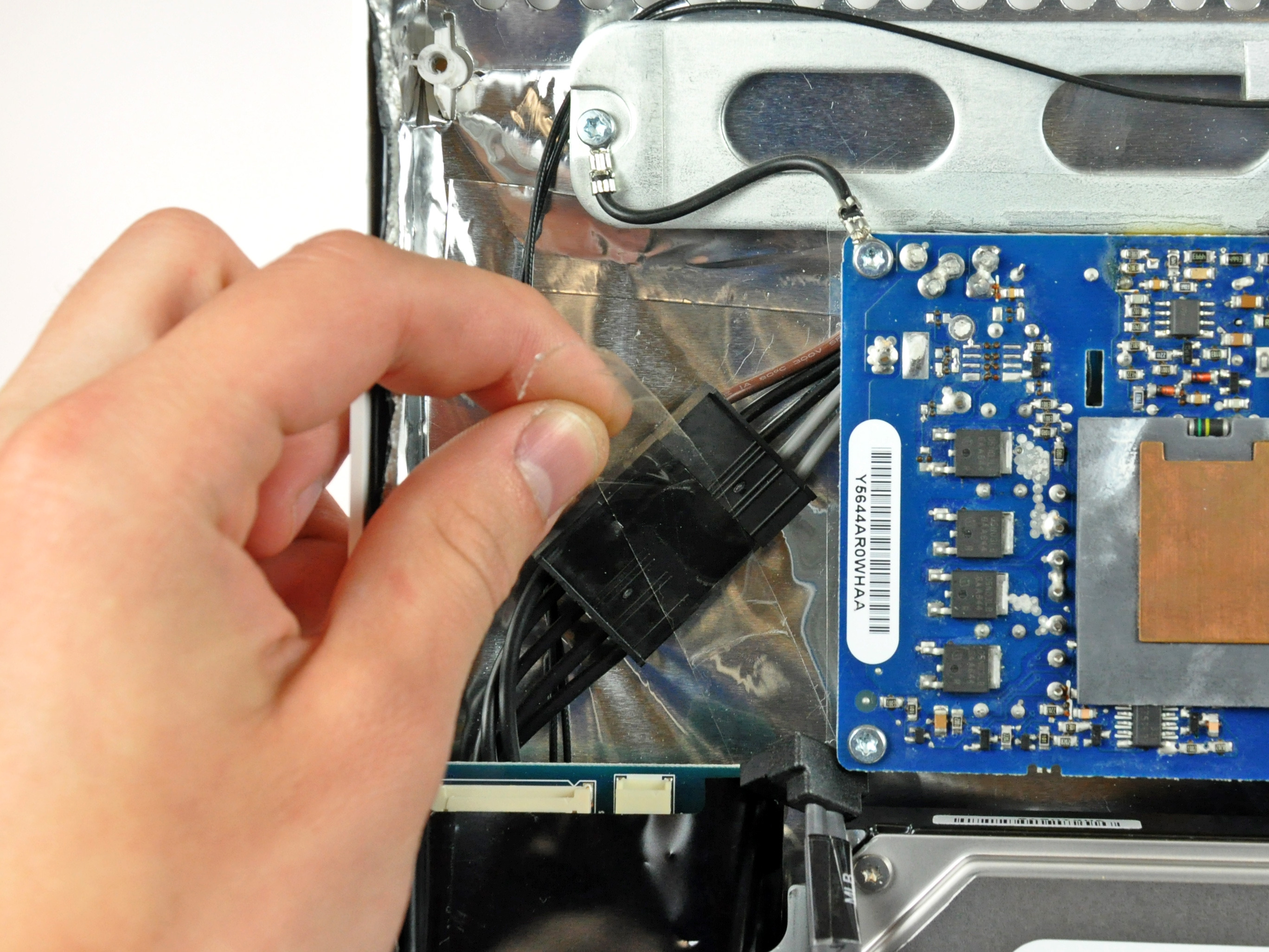 Secondary psu for 2010 mac pro mid Secondary psu for 2010 mac pro mid