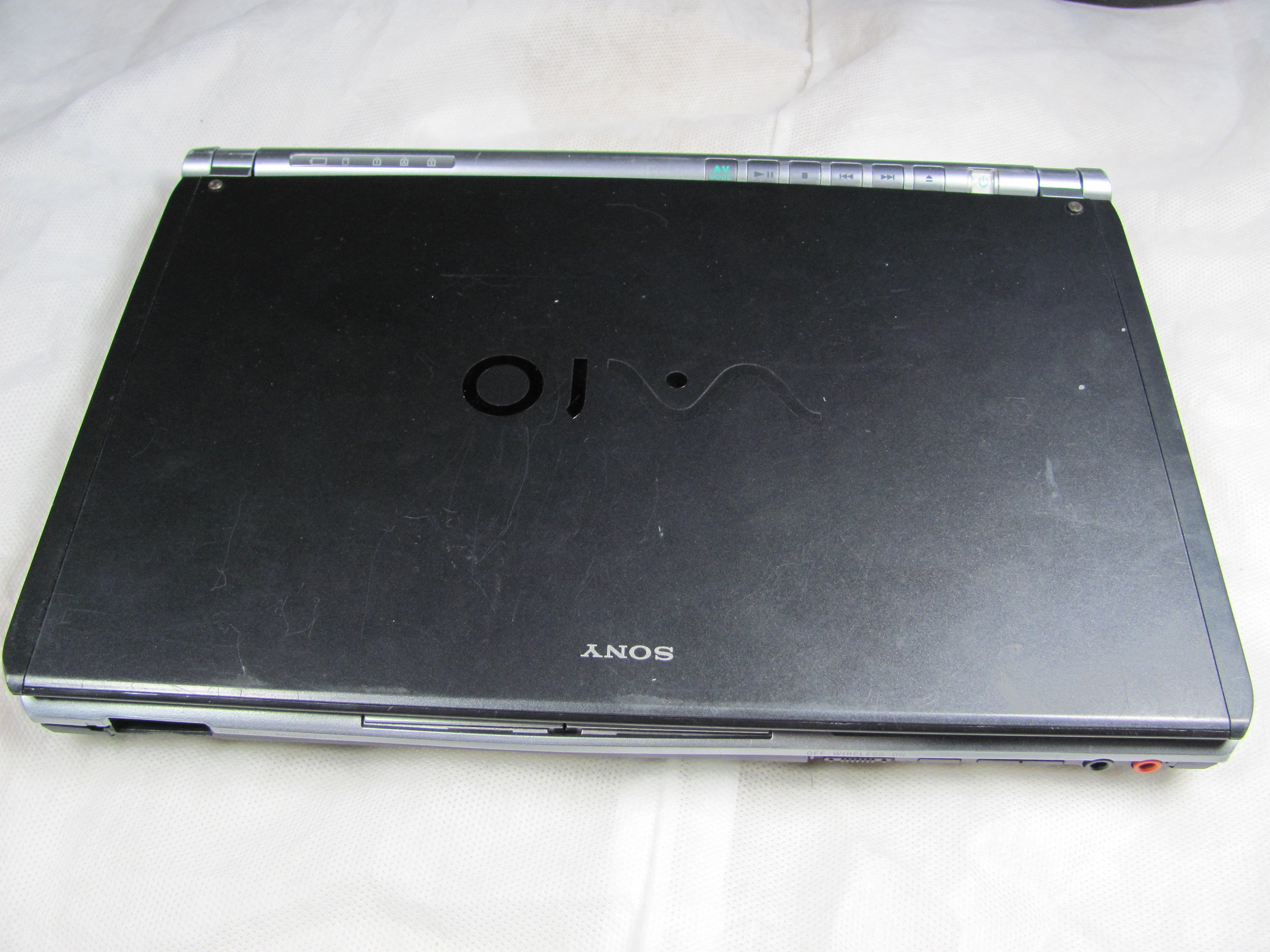 Sony Vaio PCG4K1L Display Screen Replacement iFixit Repair Guide