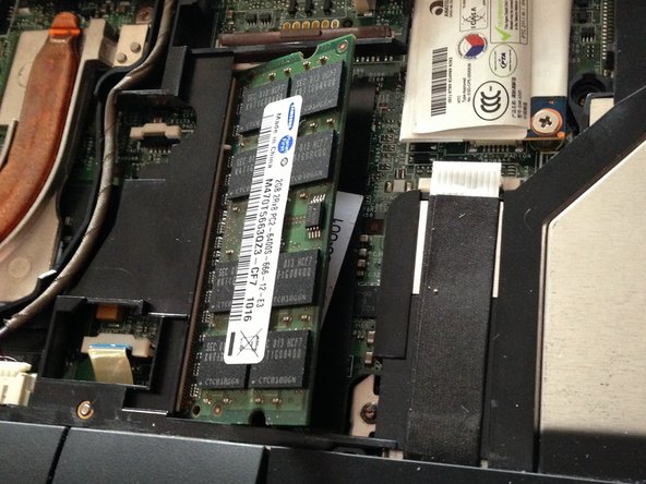 برداشتن ماژول رم