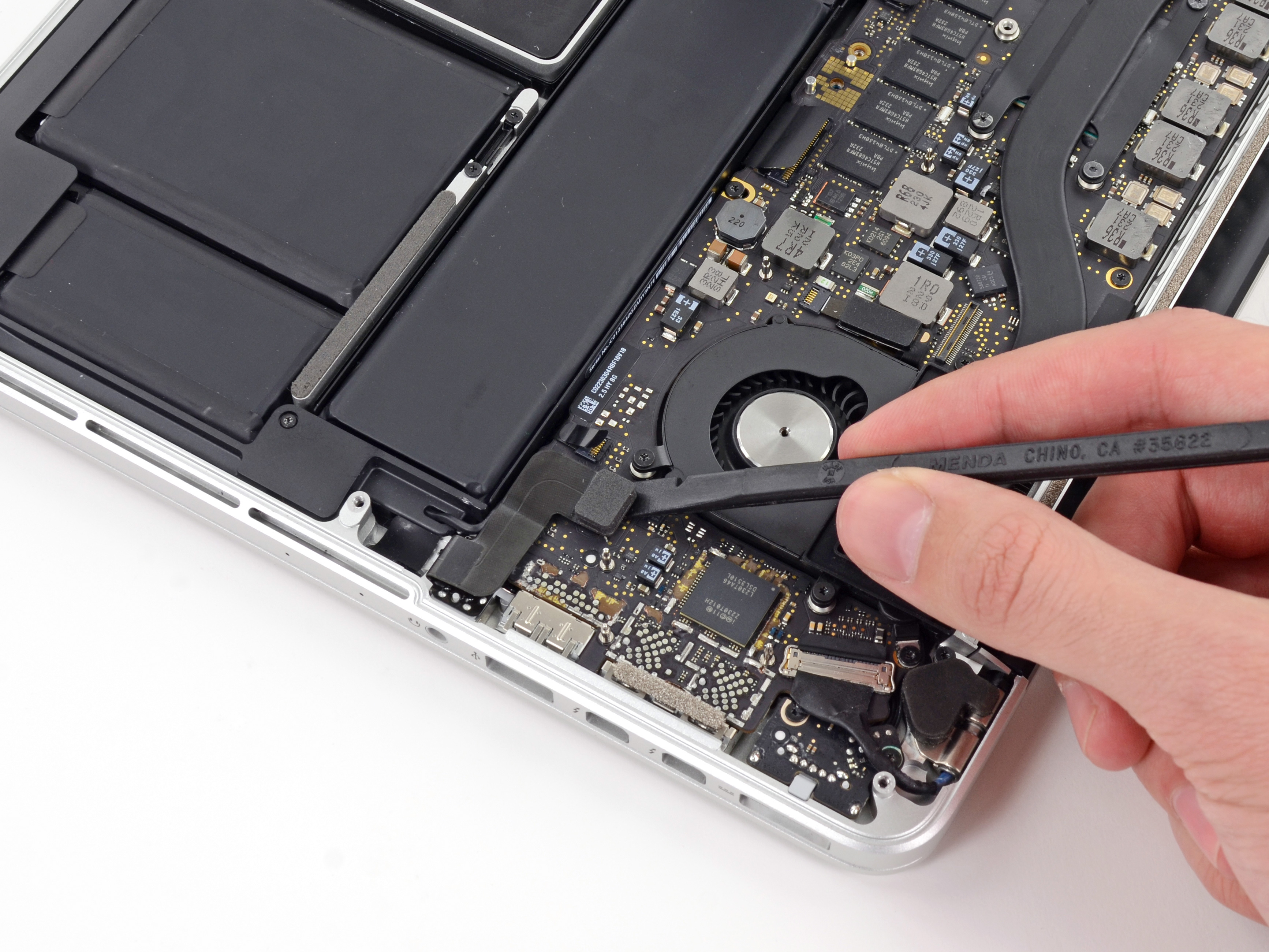 MacBook Pro 13" Retina Display Late 2012 Left Speaker Replacement