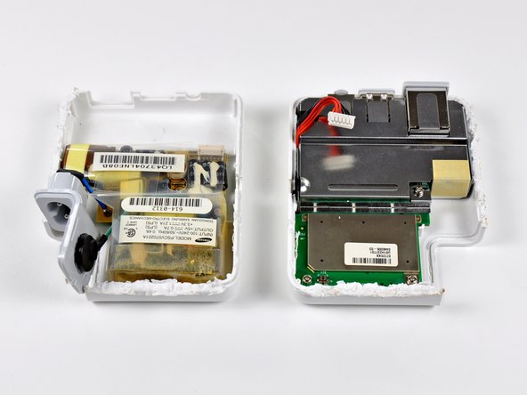 Apple AirPort Express opened up for repair