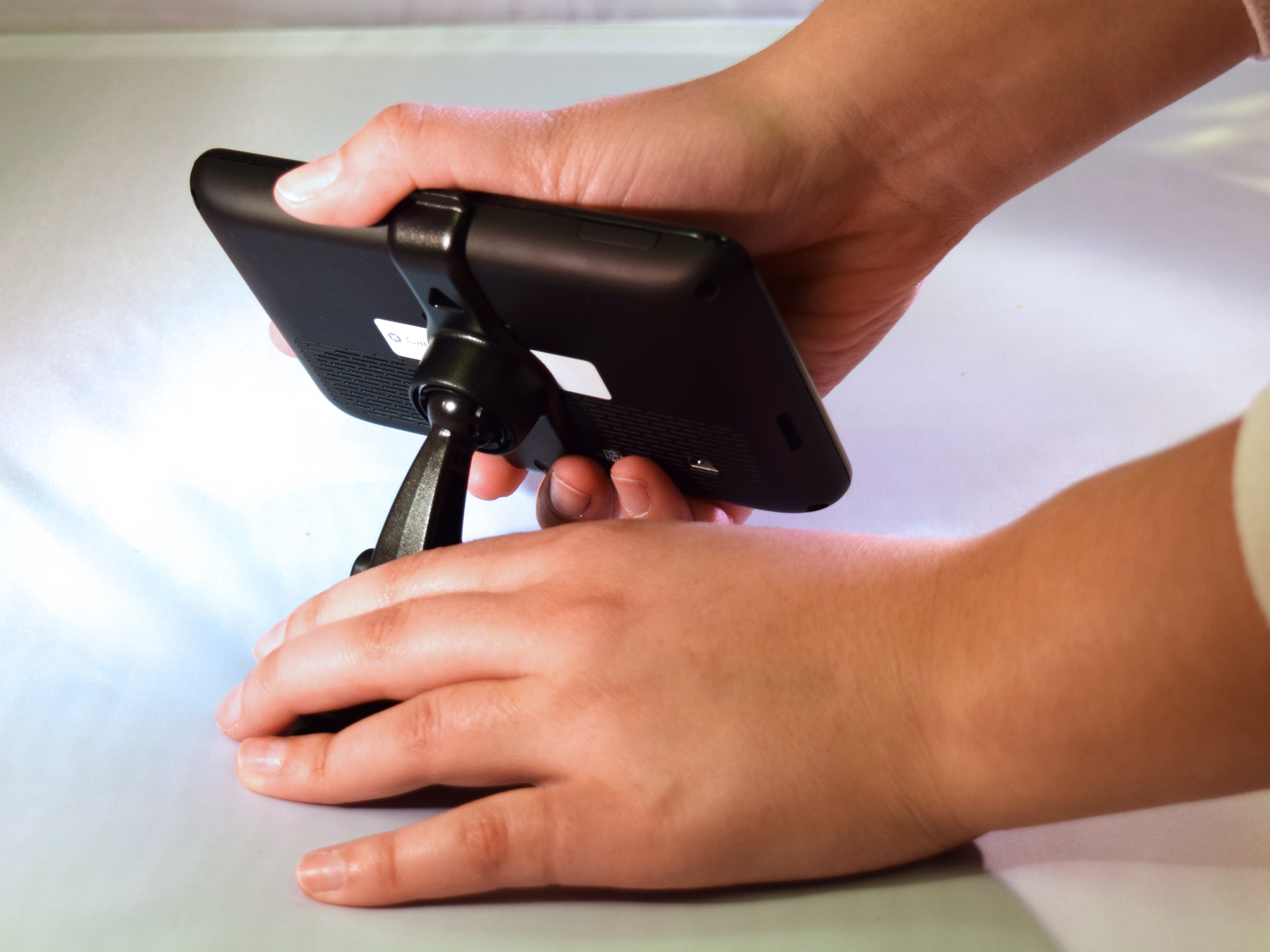 Garmin Nuvi 2595LMT GPS Mount Replacement iFixit Repair Guide