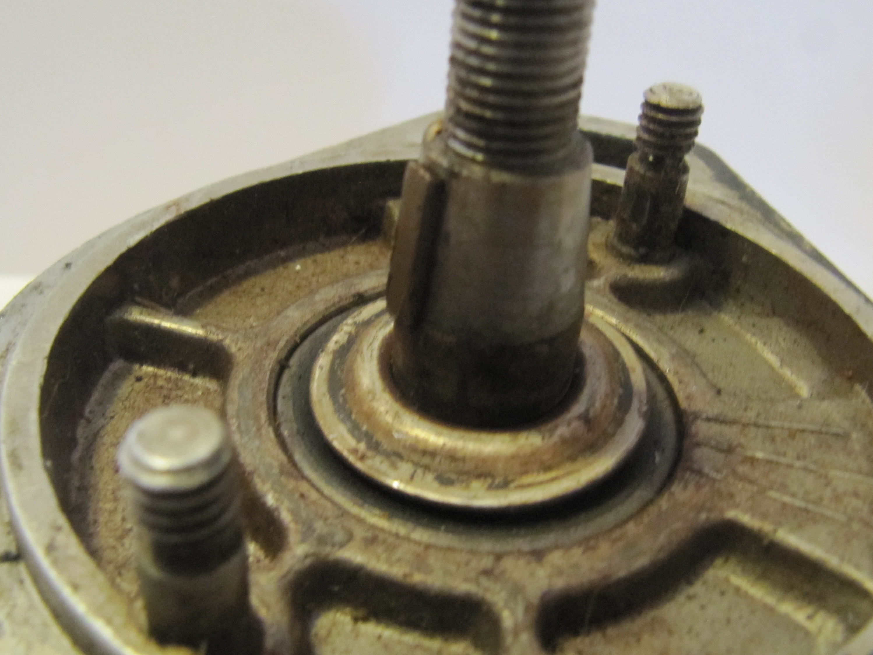 Bendix Woodruff Key iFixit Repair Guide