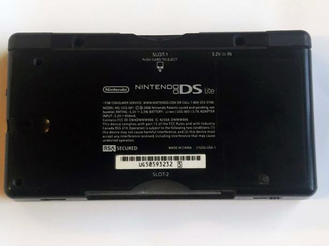 Nintendo DS Lite Shoulder Buttons Technique iFixit Repair Guide