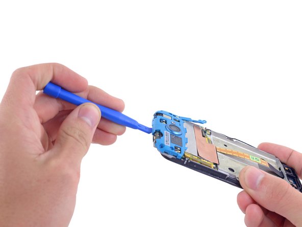 بلند کردن کیس فیروزه‌ای