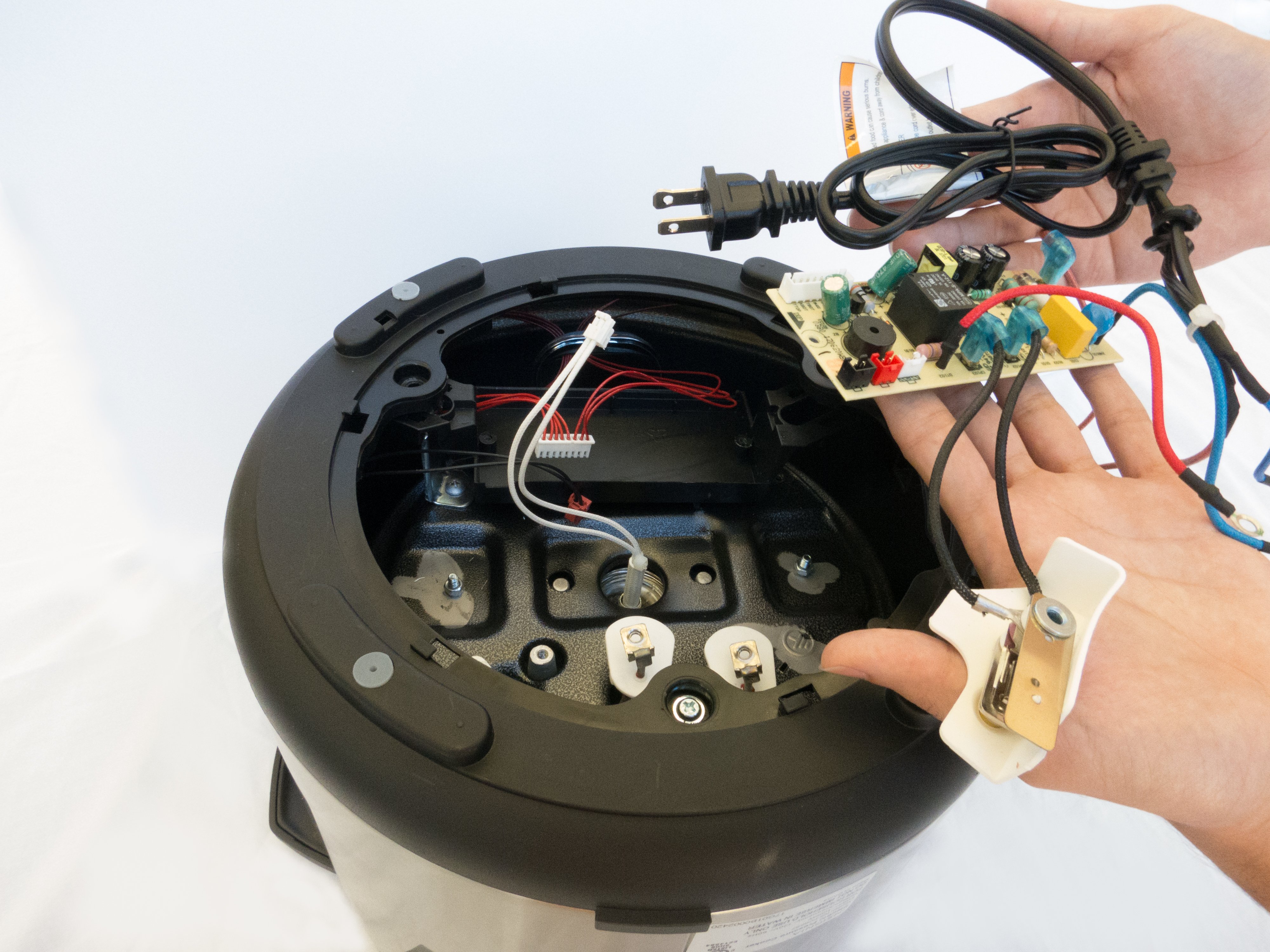 Insignia 6Quart Pressure Cooker Circuit Board Replacement iFixit