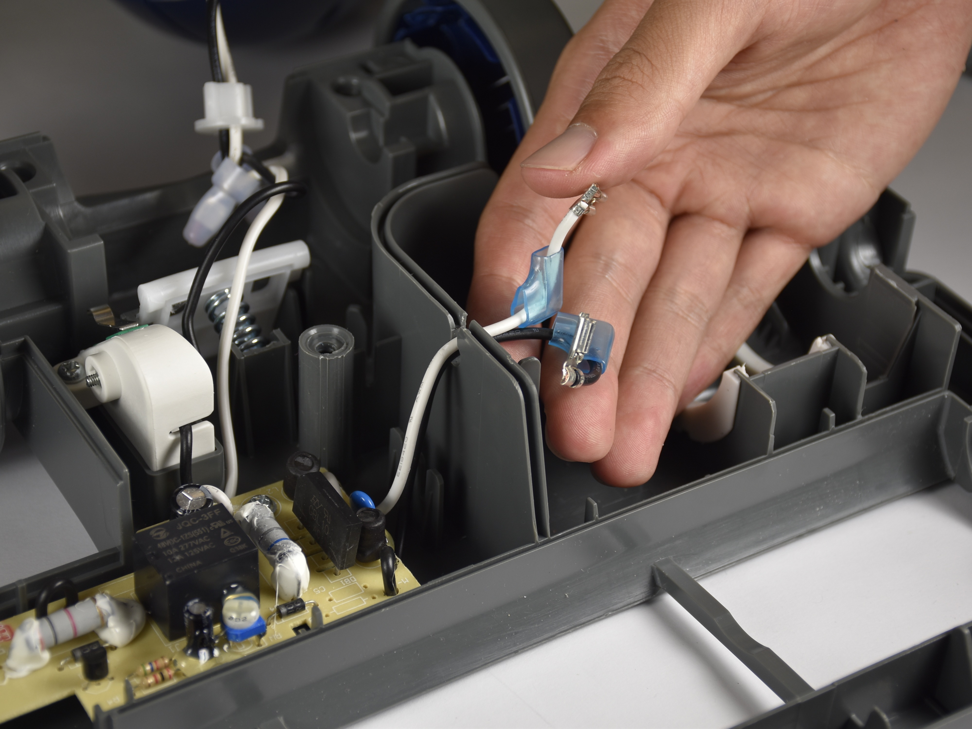 Shark Navigator Lift-Away Deluxe NV360 Motherboard ... shark navigator wiring diagram 