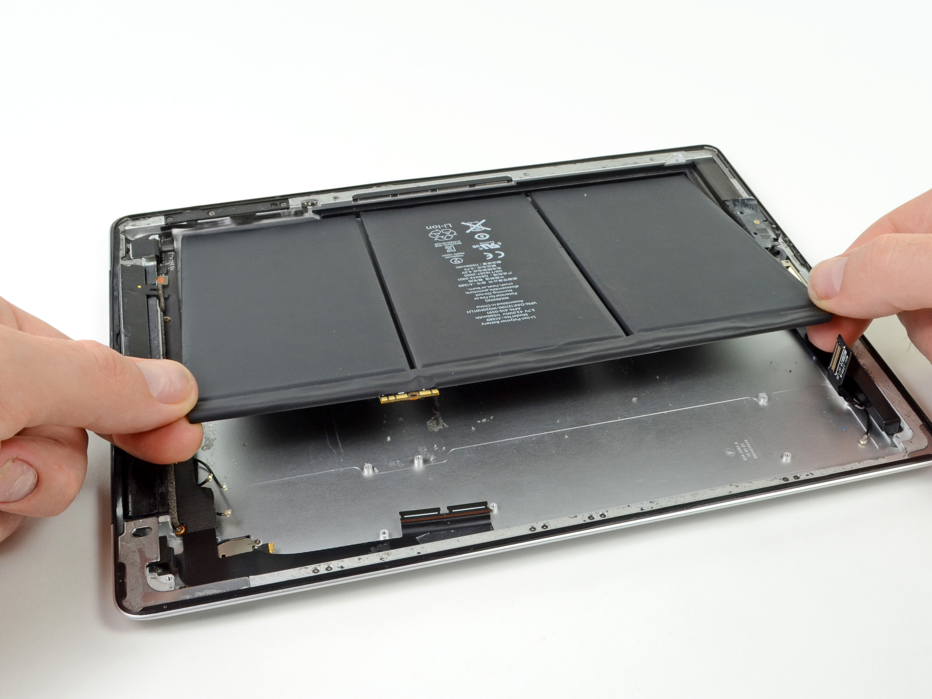 Remplacement de la batterie de l'iPad 4 WiFi Tutoriel de réparation iFixit