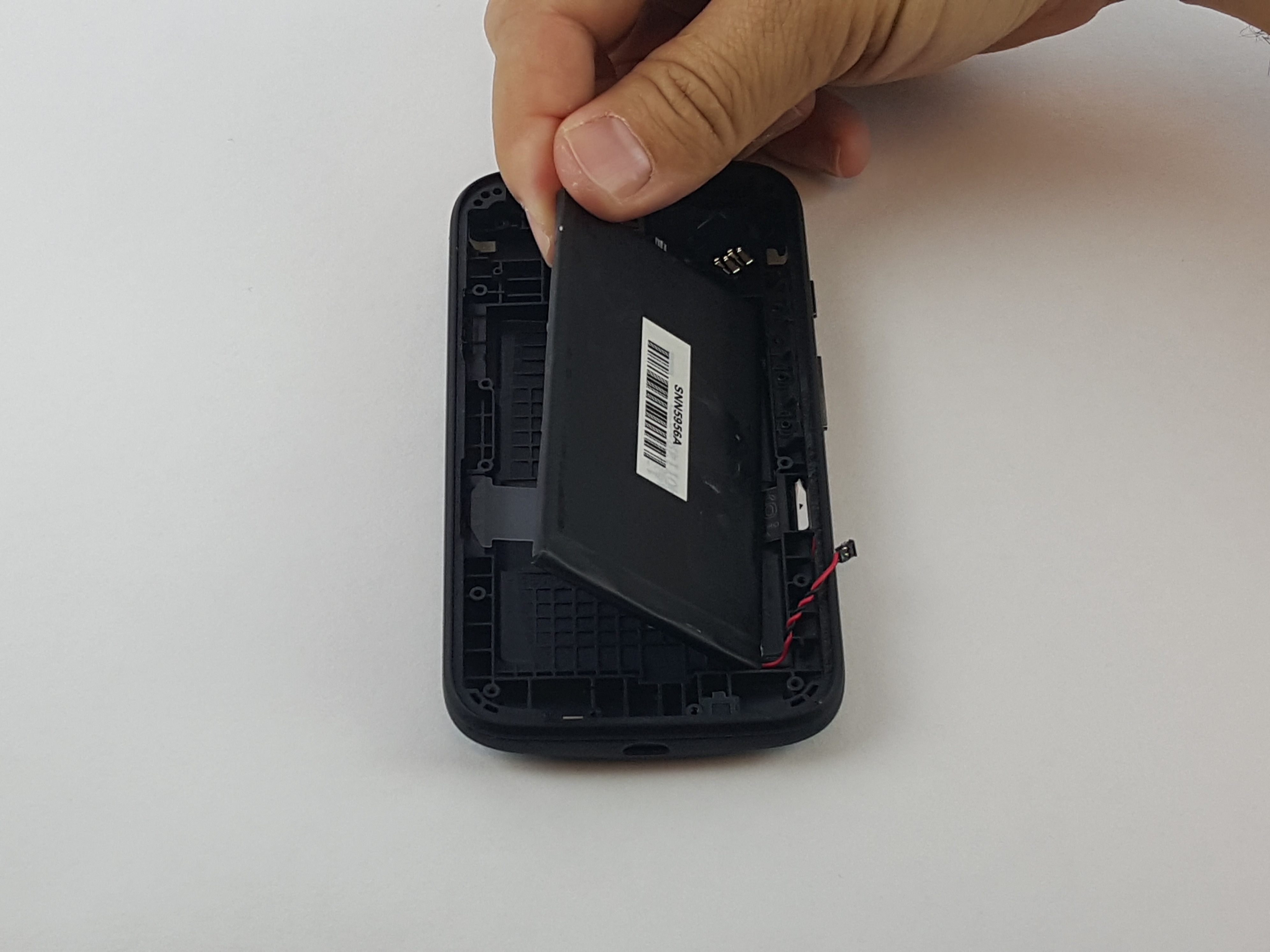 Motorola Moto E 2nd Generation Battery Replacement iFixit Repair Guide