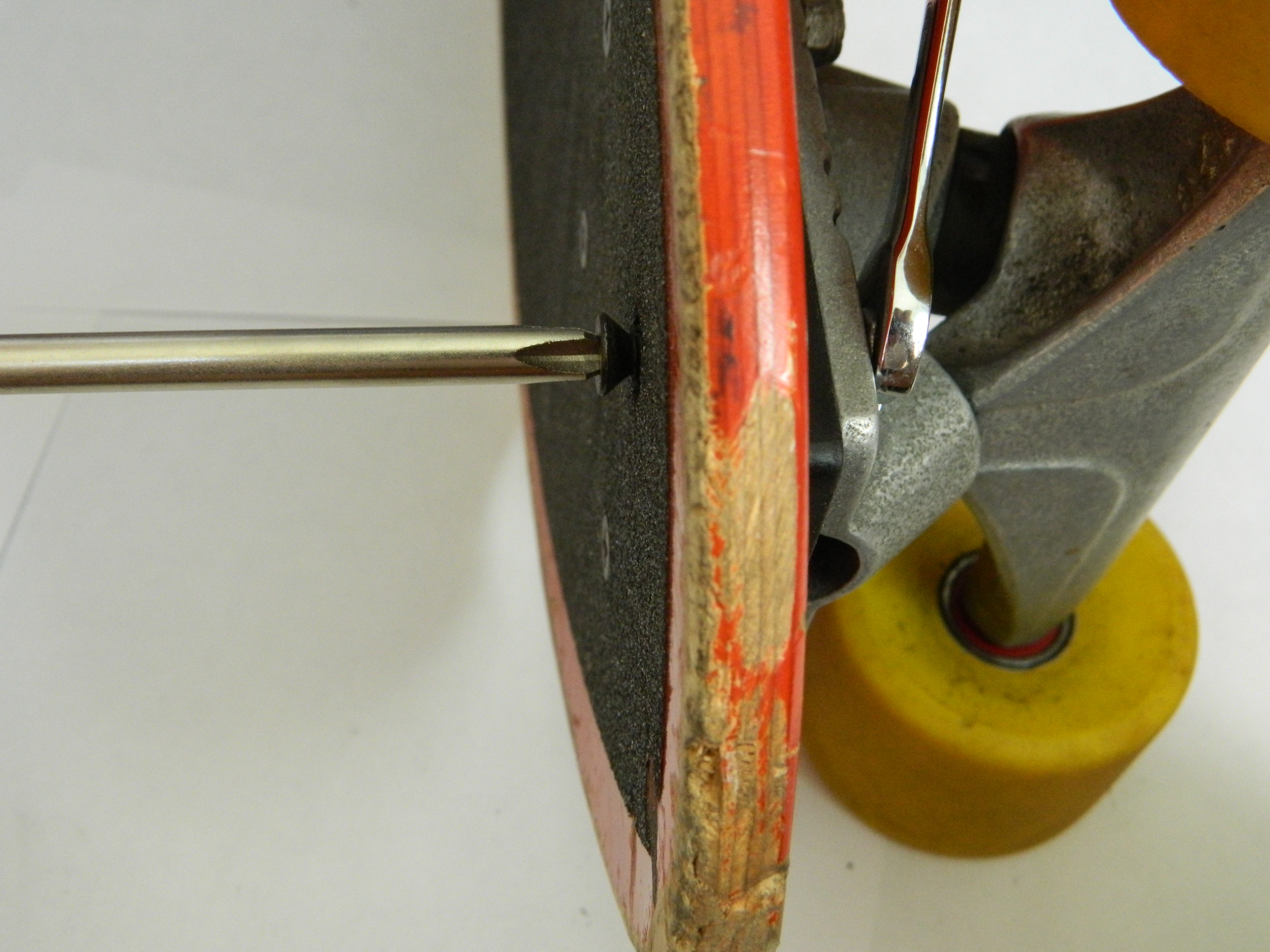 Skateboard Skateboard Trucks Replacement - iFixit