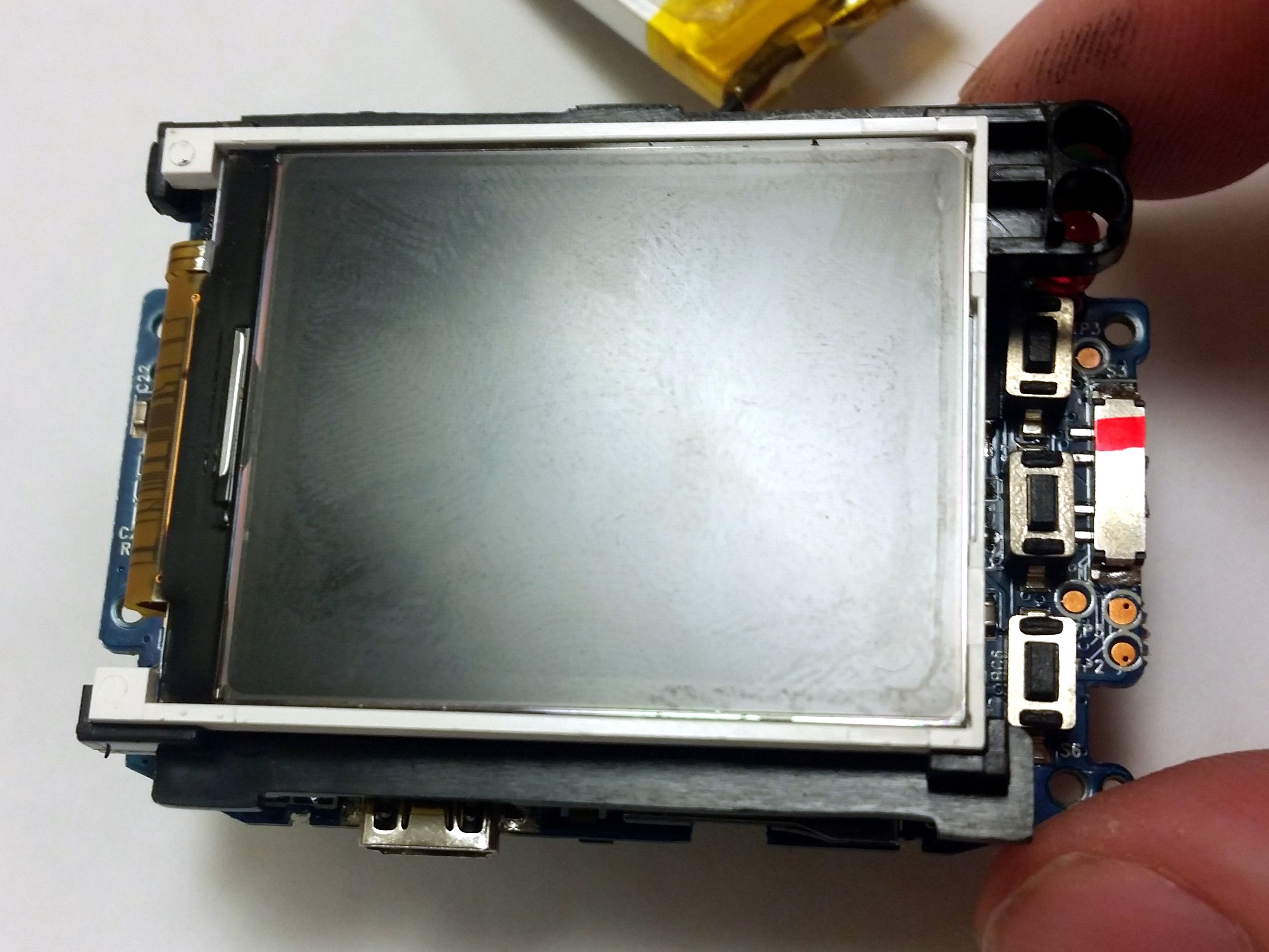 Vivitar DVR 781HD Screen Replacement - iFixit Repair Guide