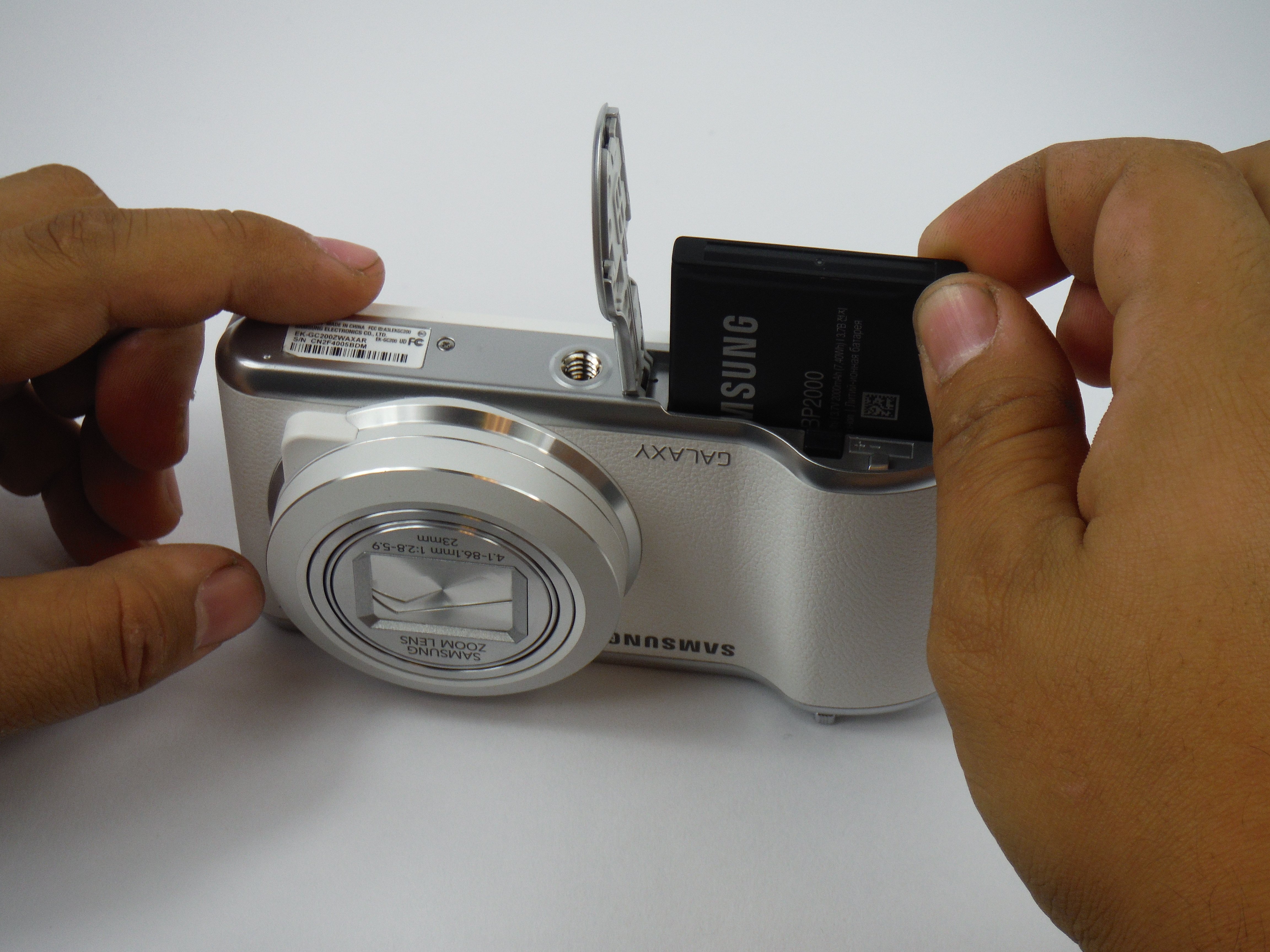 Remplacement de la batterie du Samsung Galaxy Camera 2 Tutoriel de