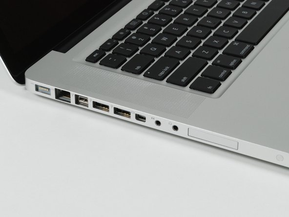 MacBook Pro headphone jack