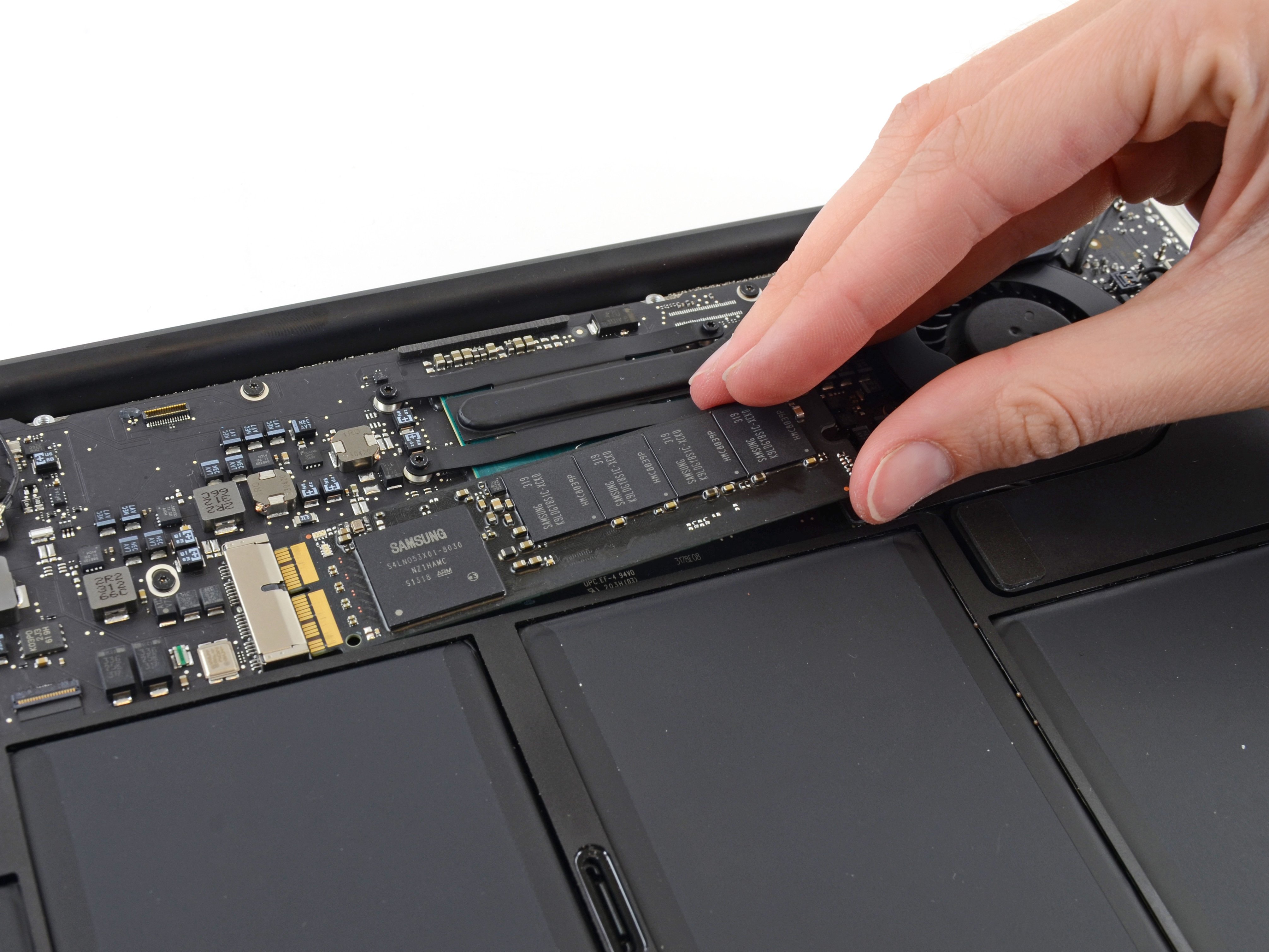 MacBook Air 13" Mid 2013 Solid-State Drive Replacement - iFixit Repair