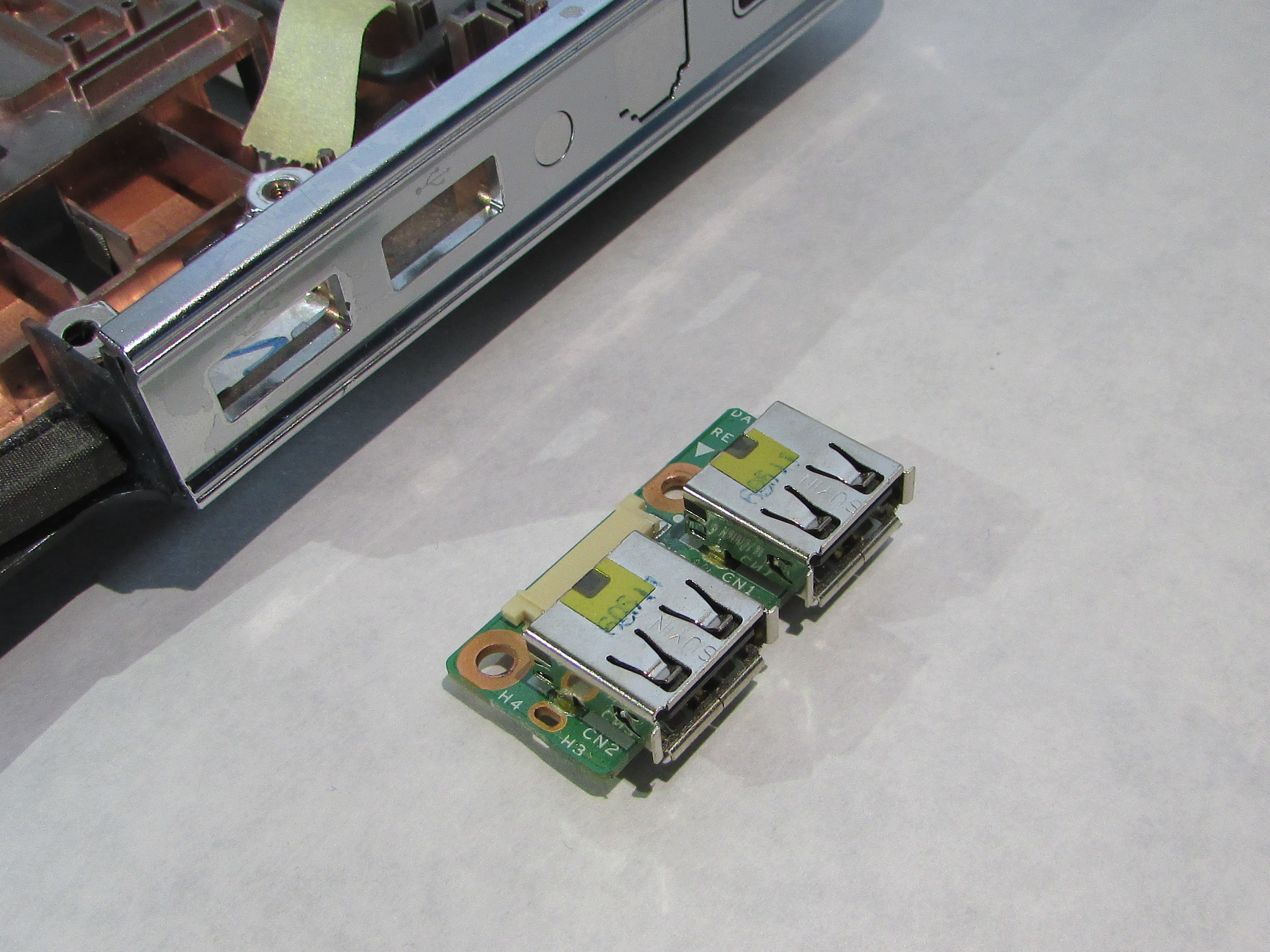 Hp Pavilion dv62155dx USB Port Replacement iFixit